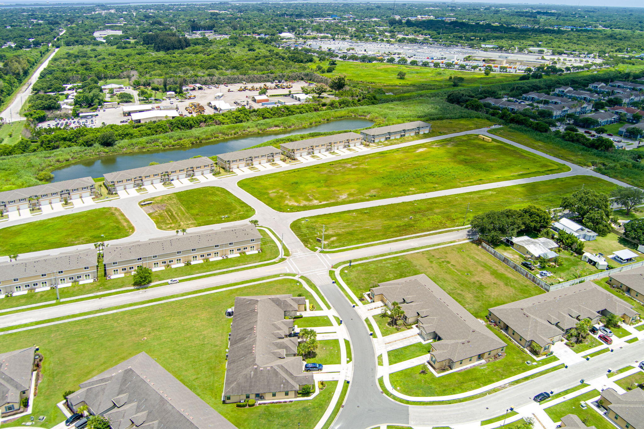 CELEBRATION POINTE - Residential