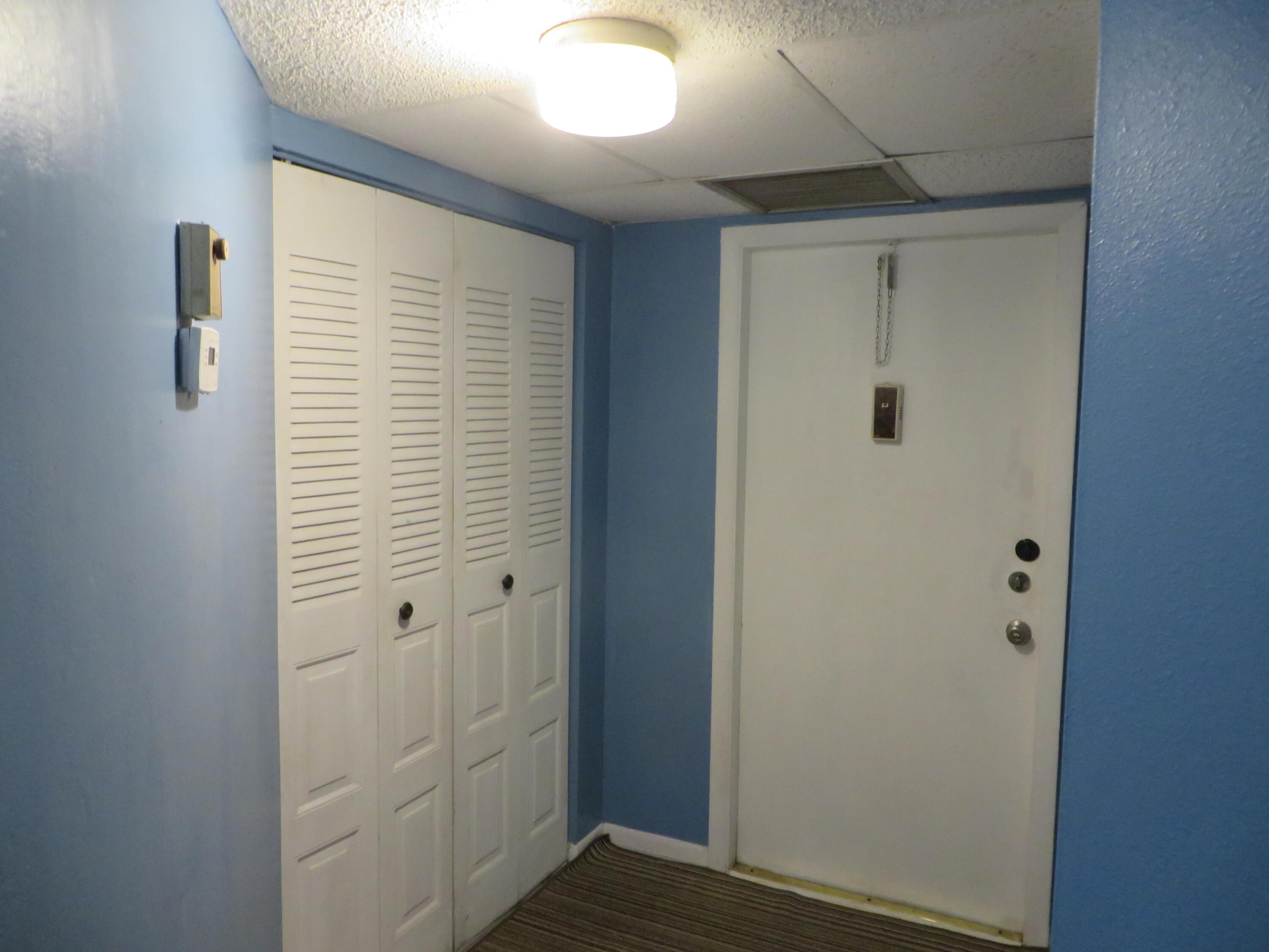 LIME BAY CONDOMINIUM 8 - Residential