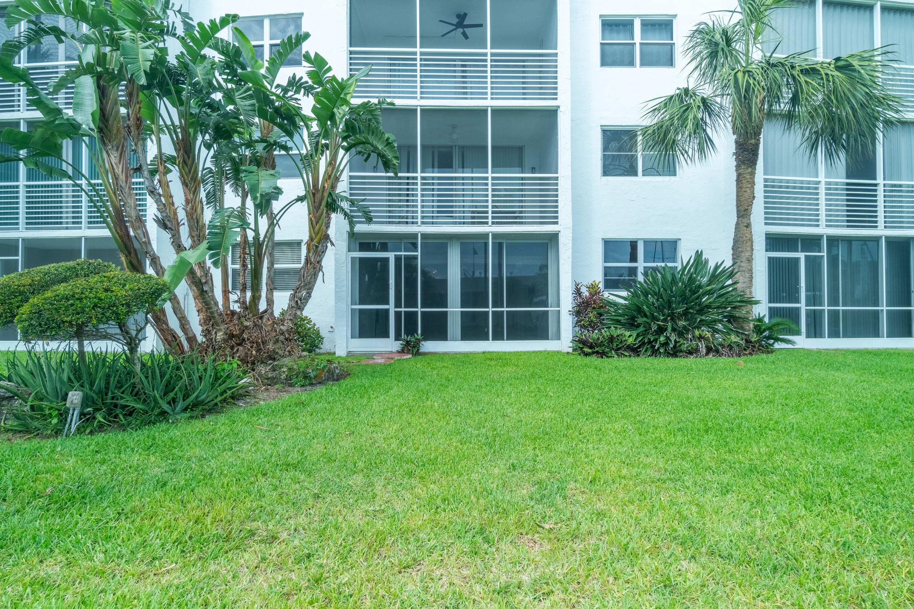 GARDEN-AIRE VILLAGE - Residential