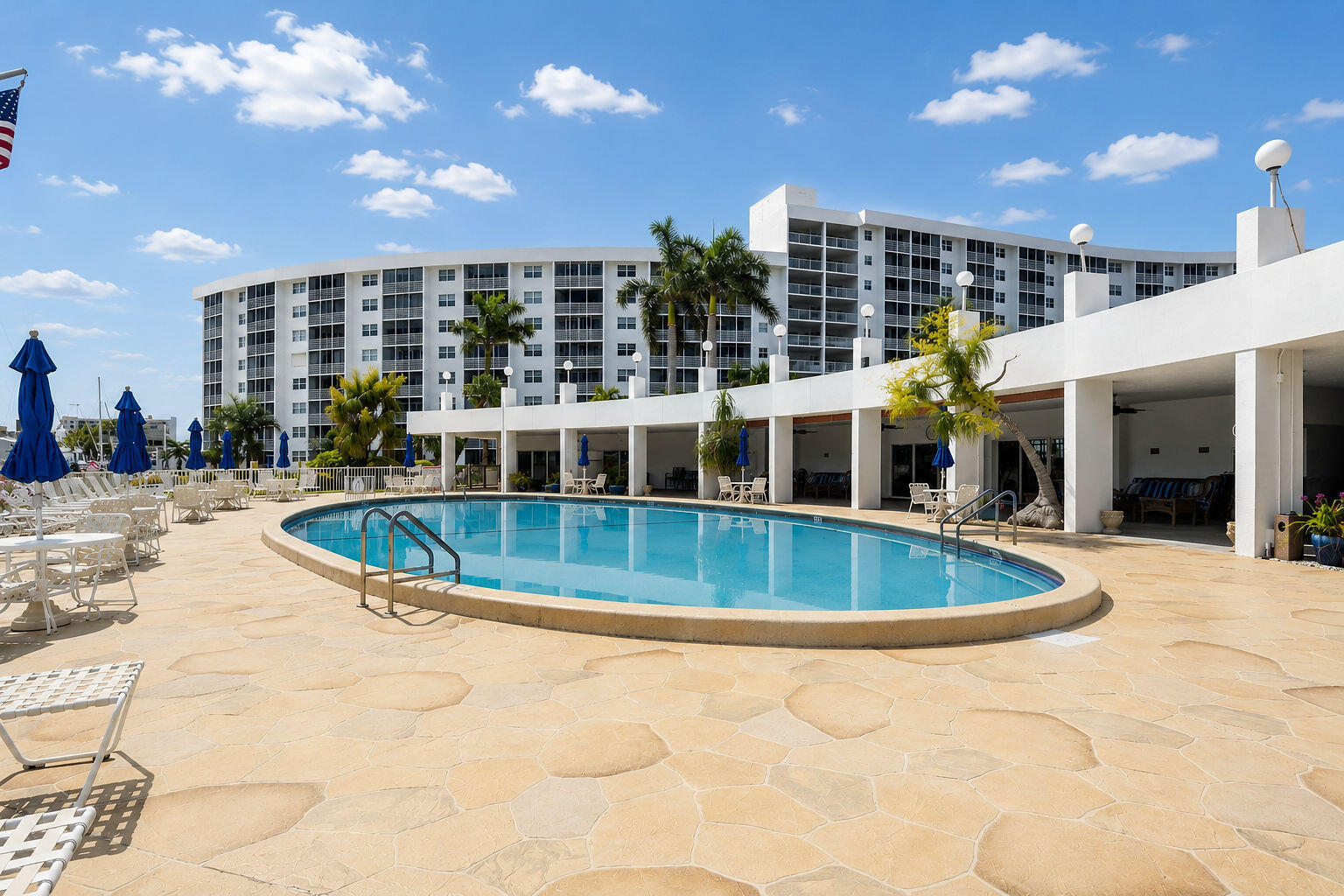 GARDEN-AIRE VILLAGE - Residential