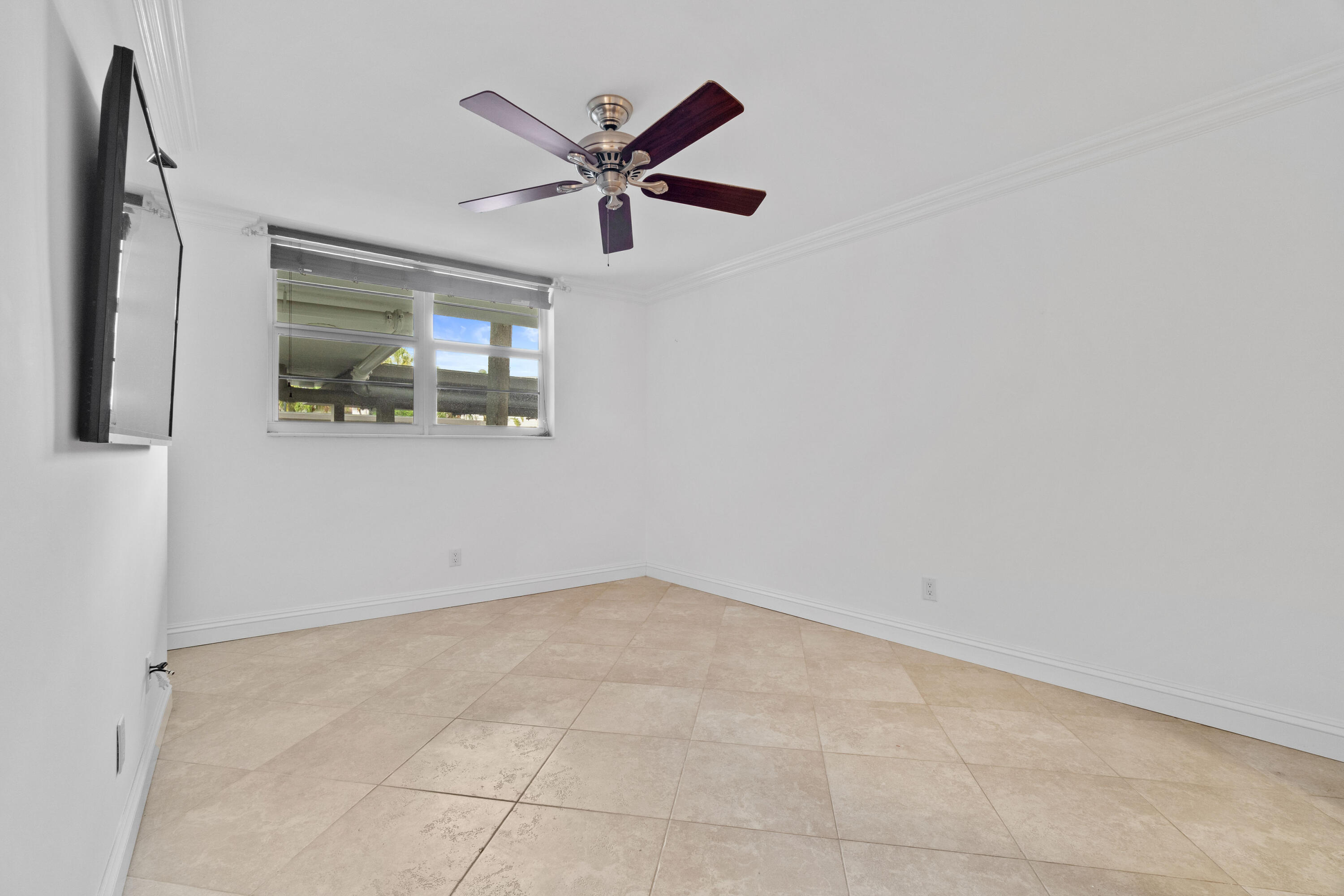 GARDEN-AIRE VILLAGE - Residential