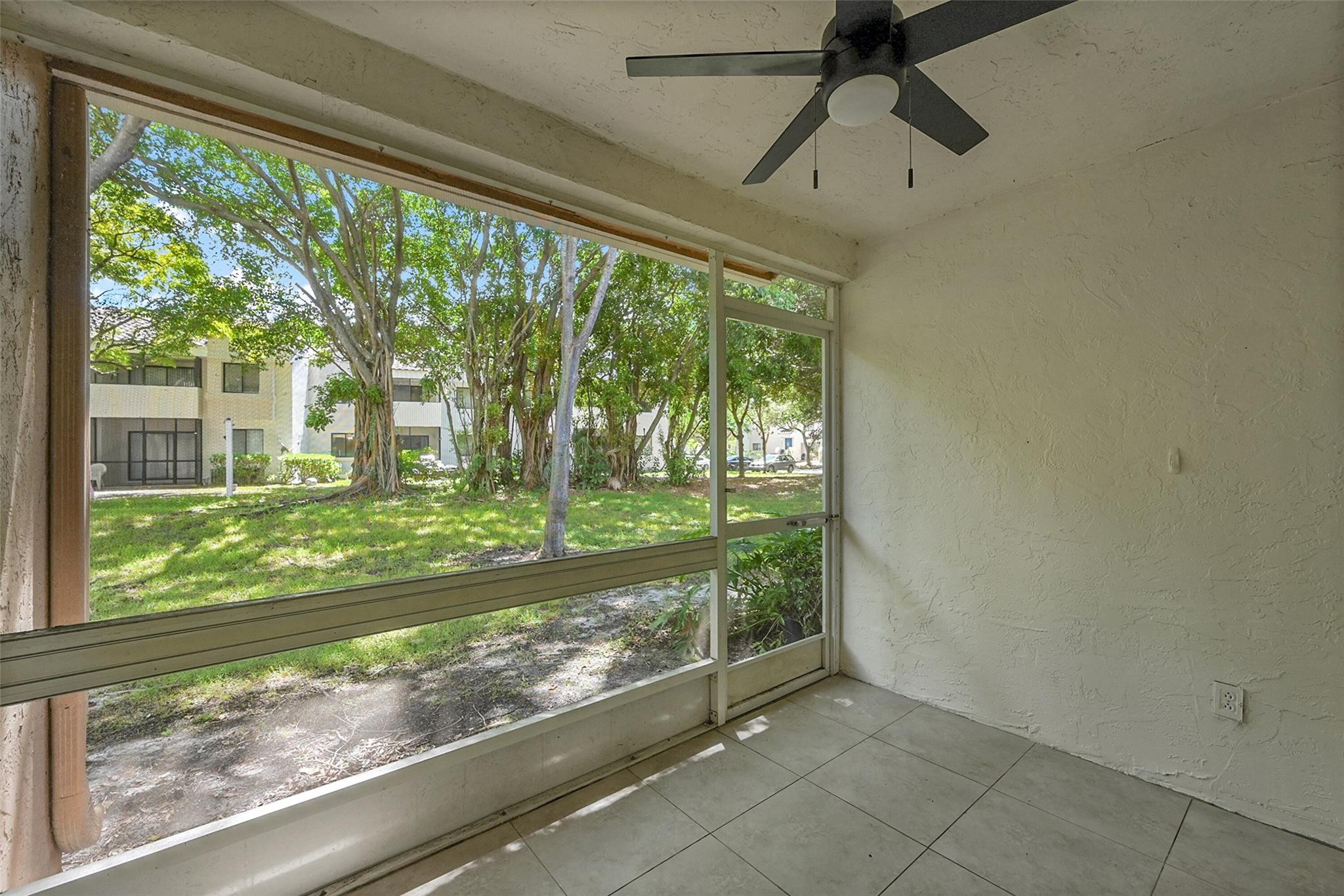 COLONNADES CONDO - Residential