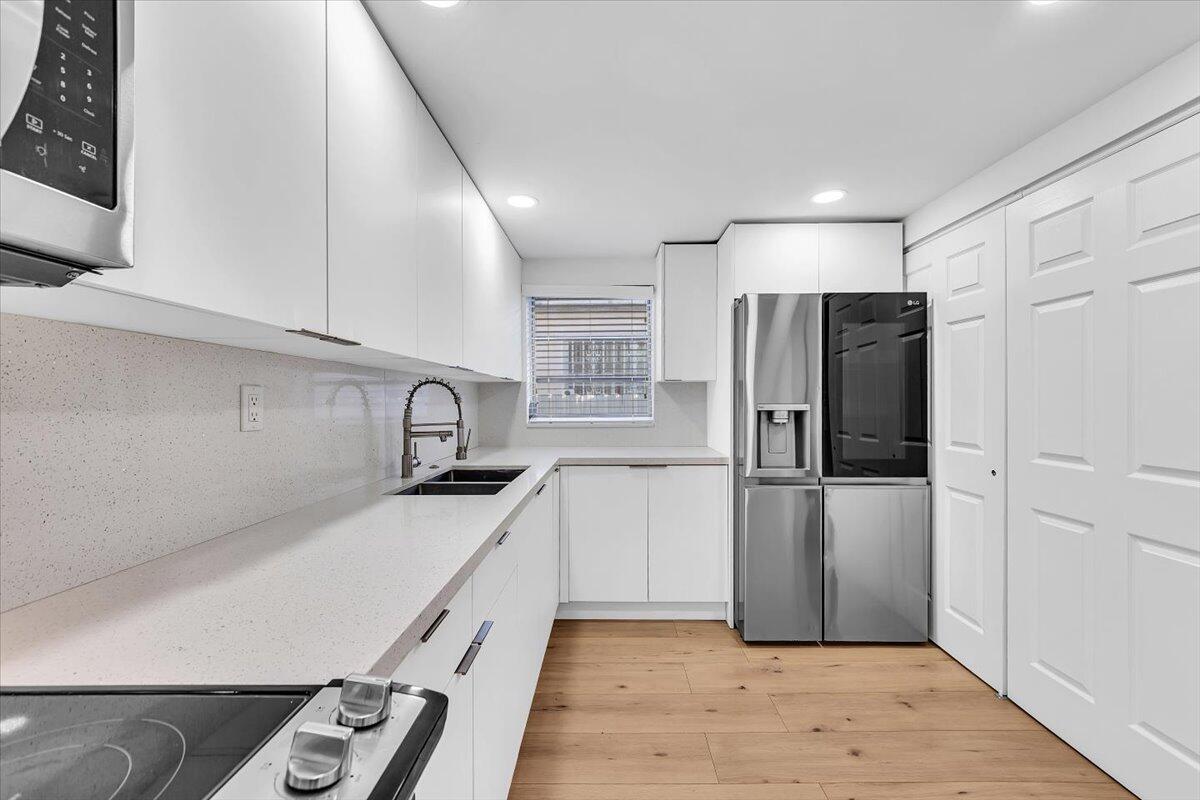 INGLESIDE PARK - Residential