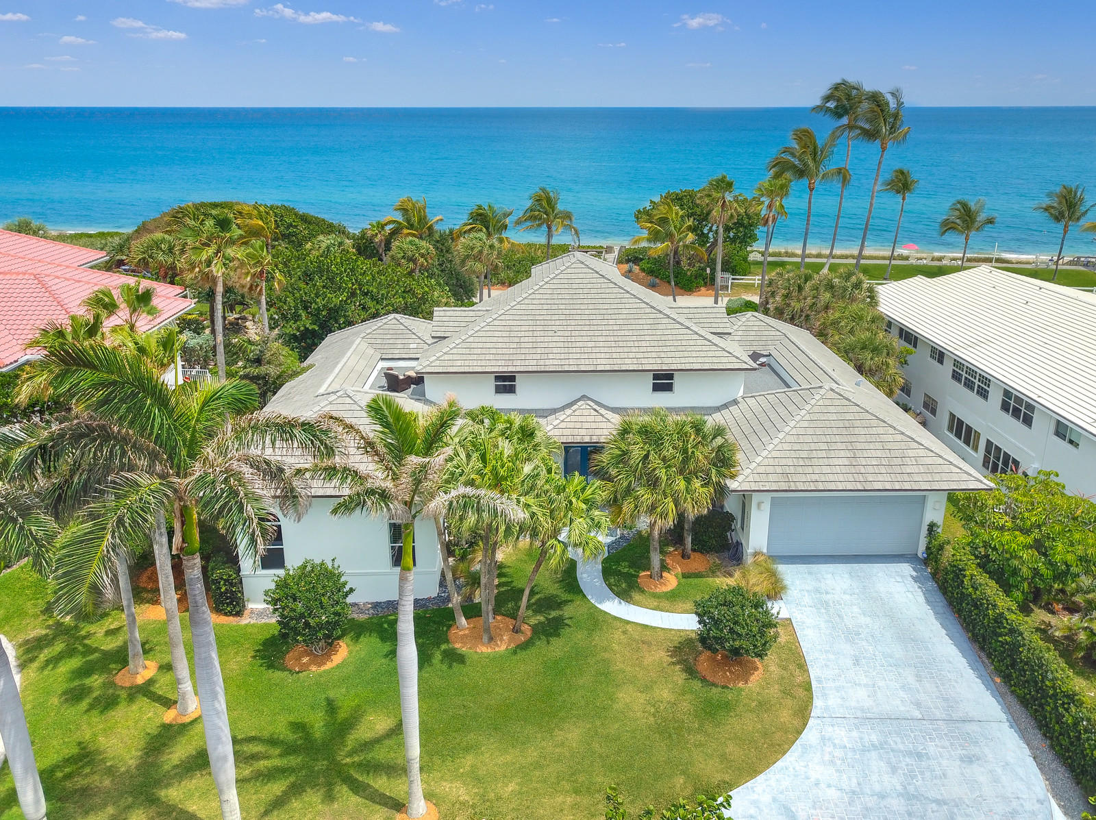 TROPICAL SHORES - Residential