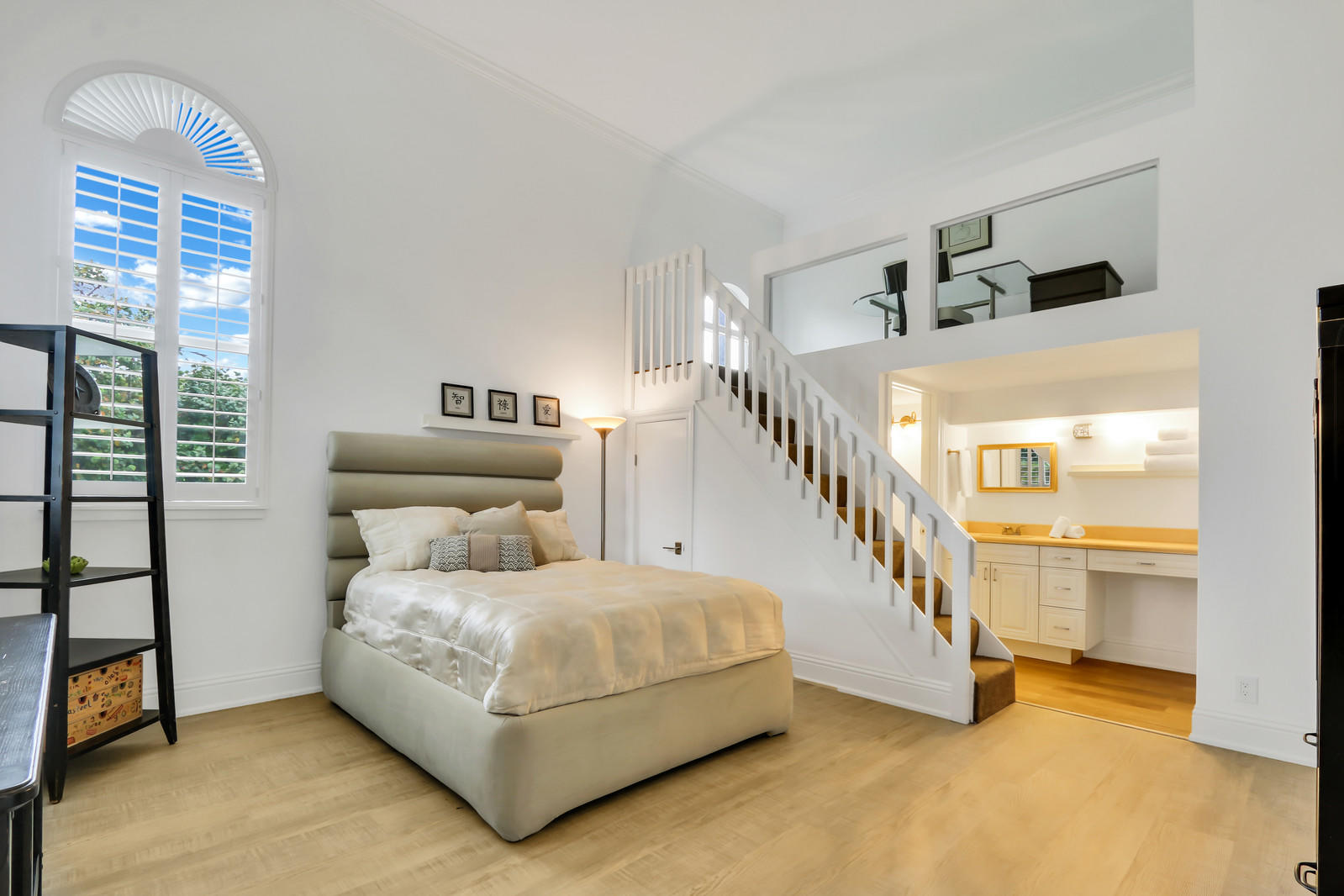 TROPICAL SHORES - Residential