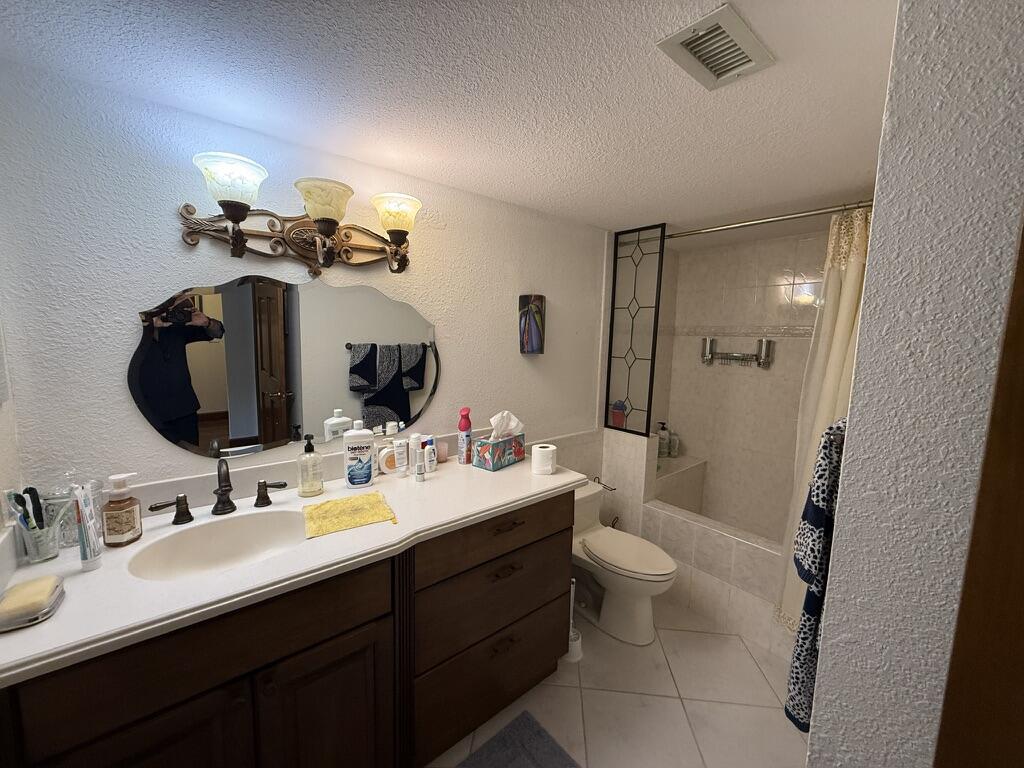 The Island SUNRISE LAKES 189 CONDO - Residential