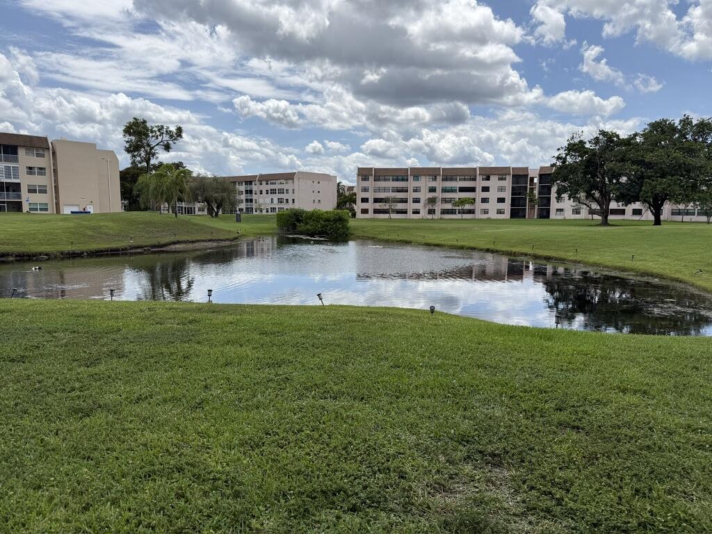 The Island SUNRISE LAKES 189 CONDO - Residential