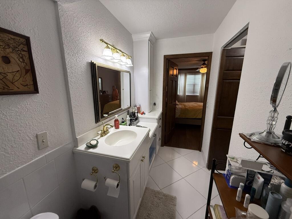 The Island SUNRISE LAKES 189 CONDO - Residential