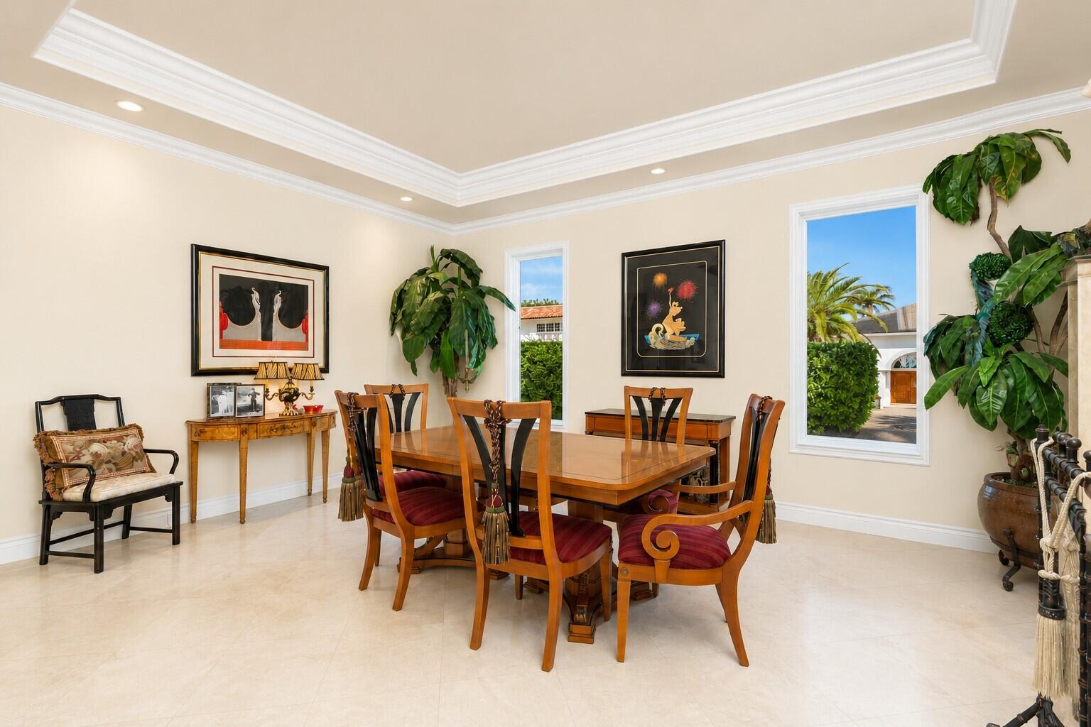 JAMAICA LANE IN - Residential