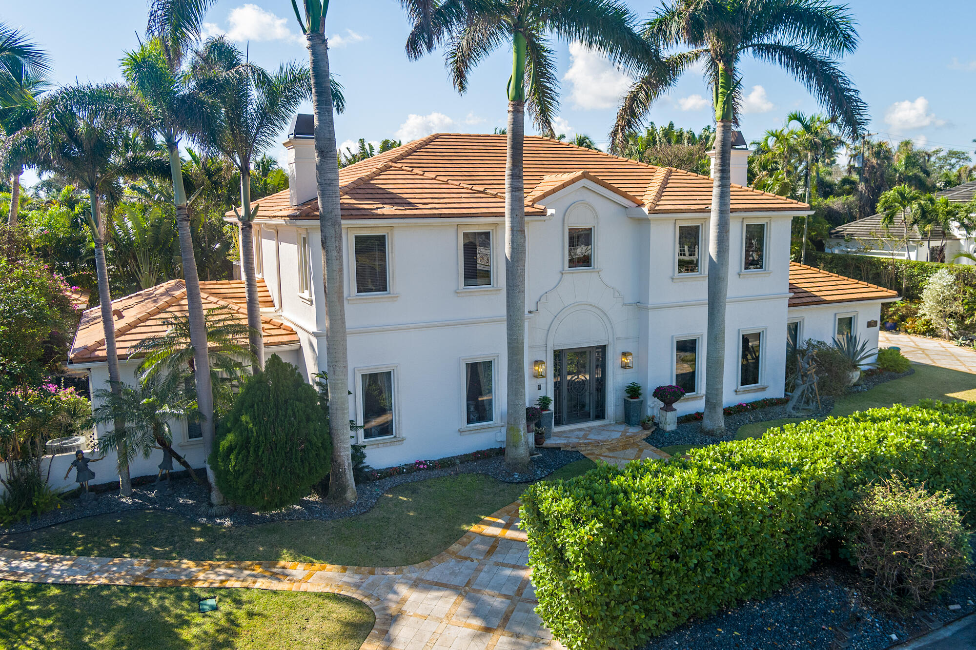 JAMAICA LANE IN - Residential