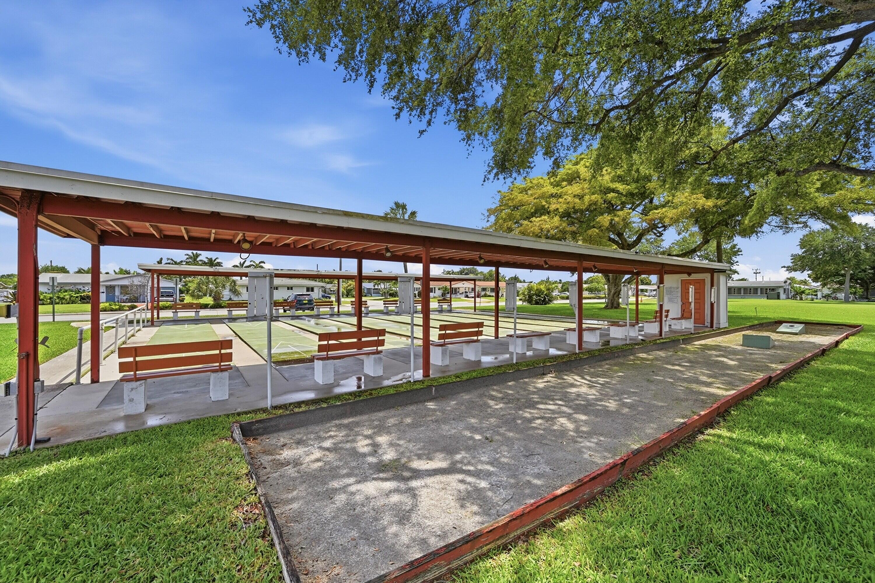 MAINLANDS OF TAMARAC LAKES - Residential