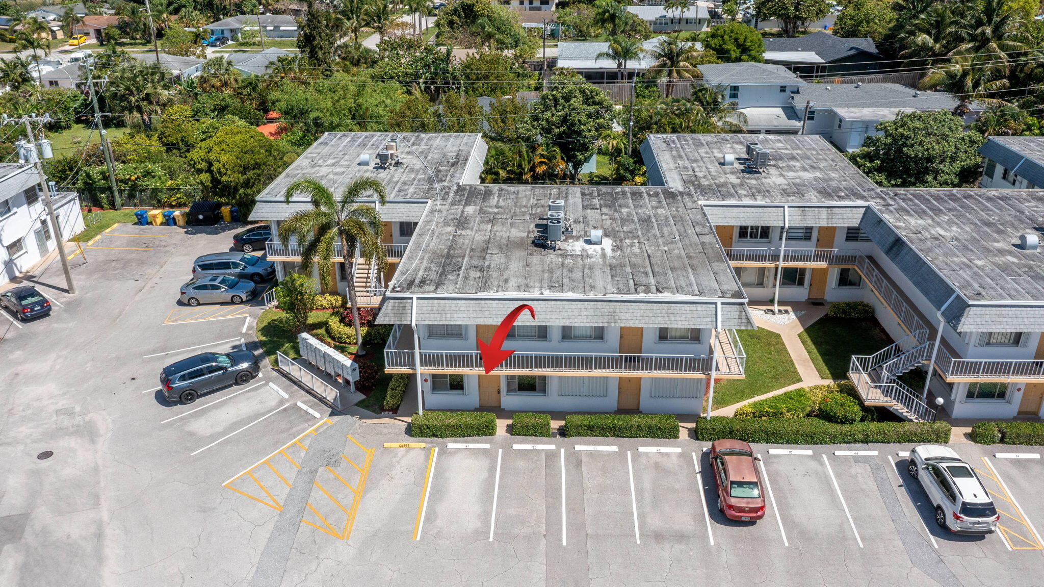 MURRY HILLS APT BLDG CONDO - Residential