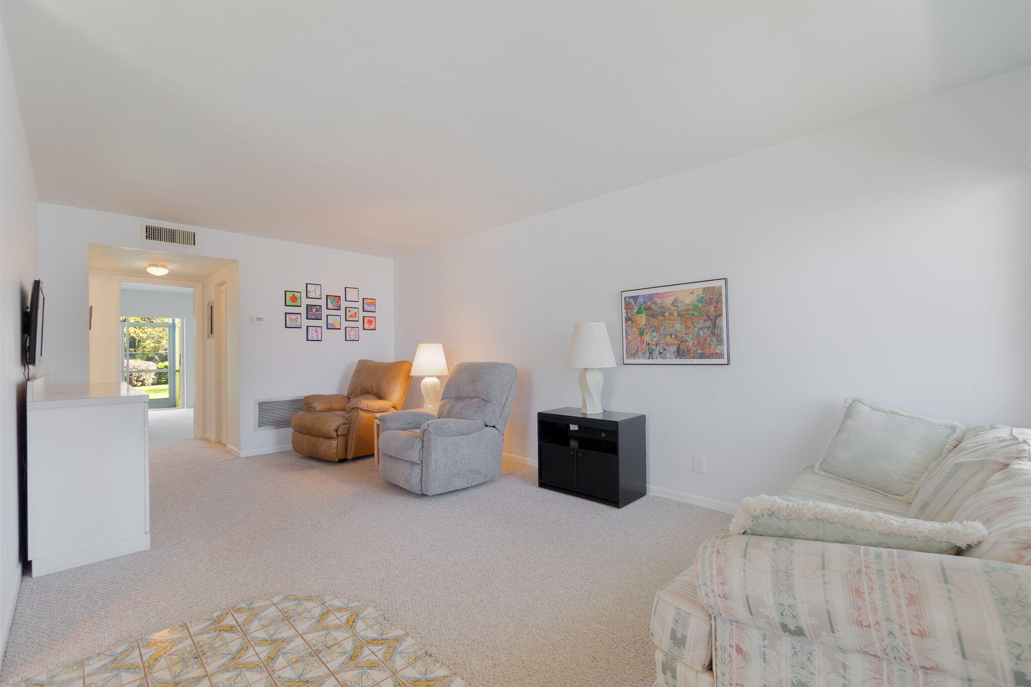 MURRY HILLS APT BLDG CONDO - Residential