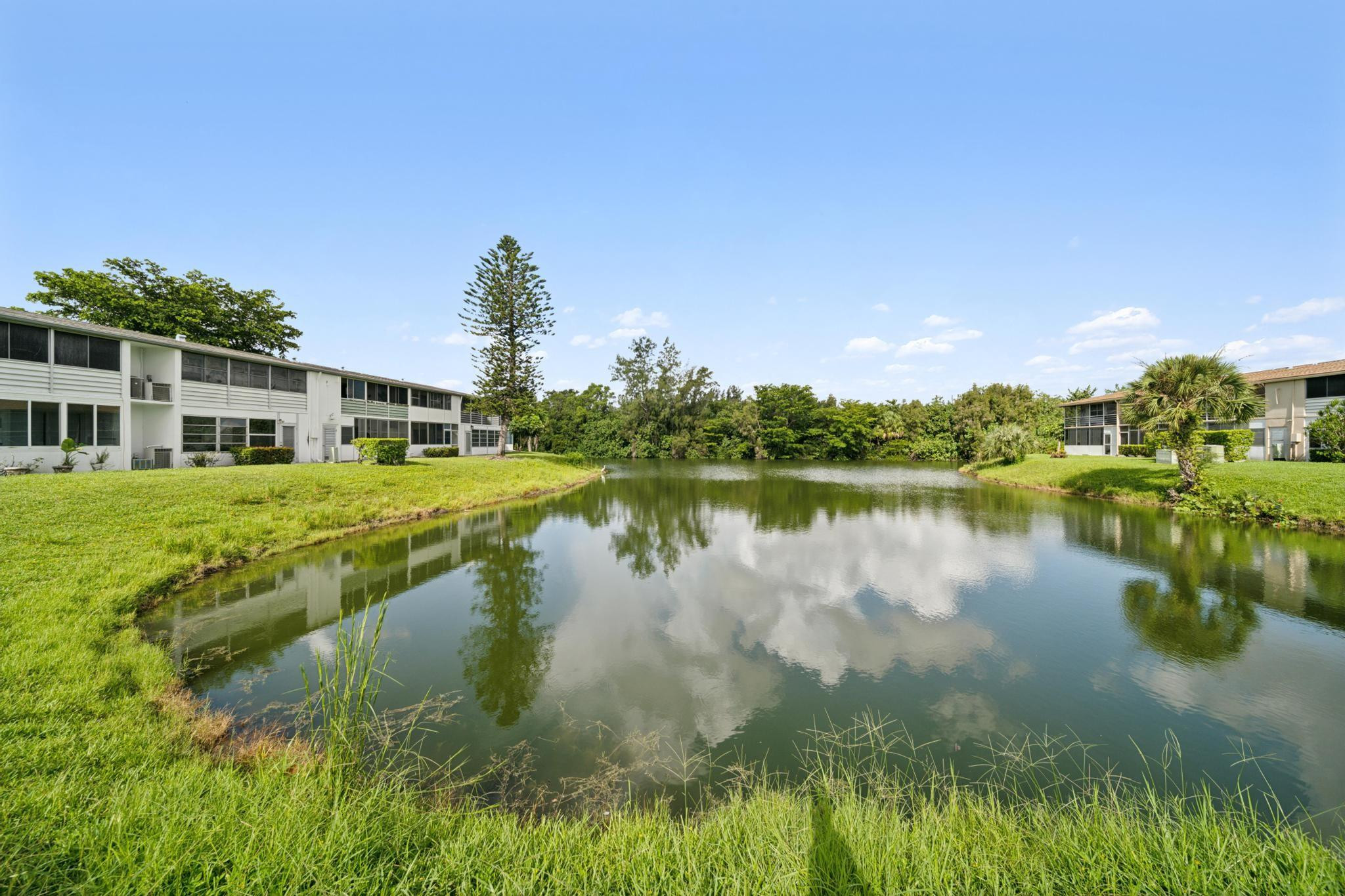 NORTHAMPTON CONDOS - Residential Lease