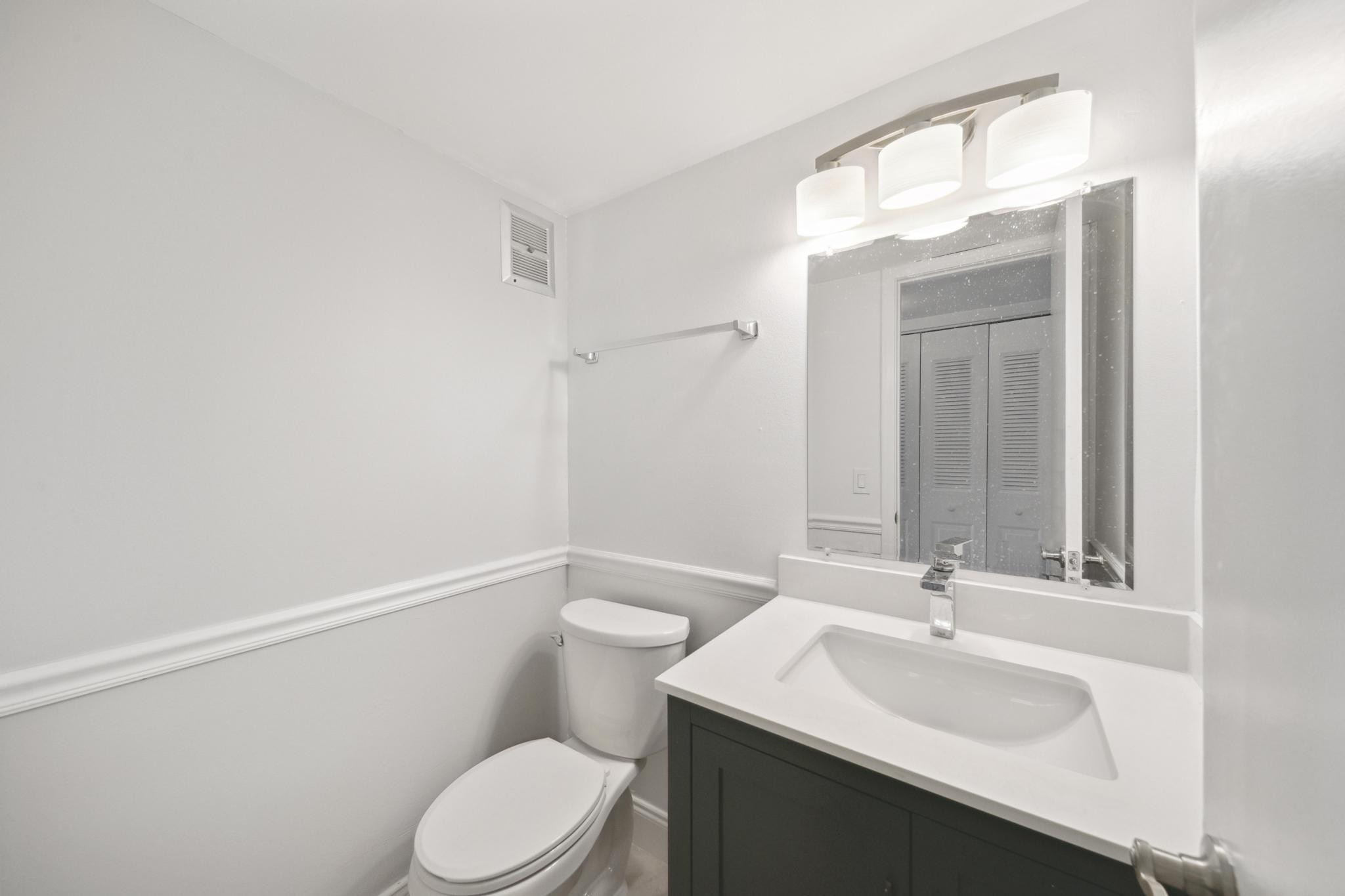 NORTHAMPTON CONDOS - Residential Lease