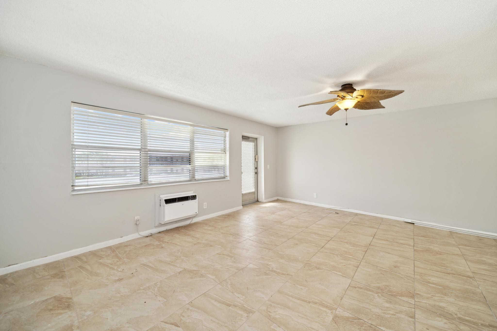 NORTHAMPTON CONDOS - Residential Lease