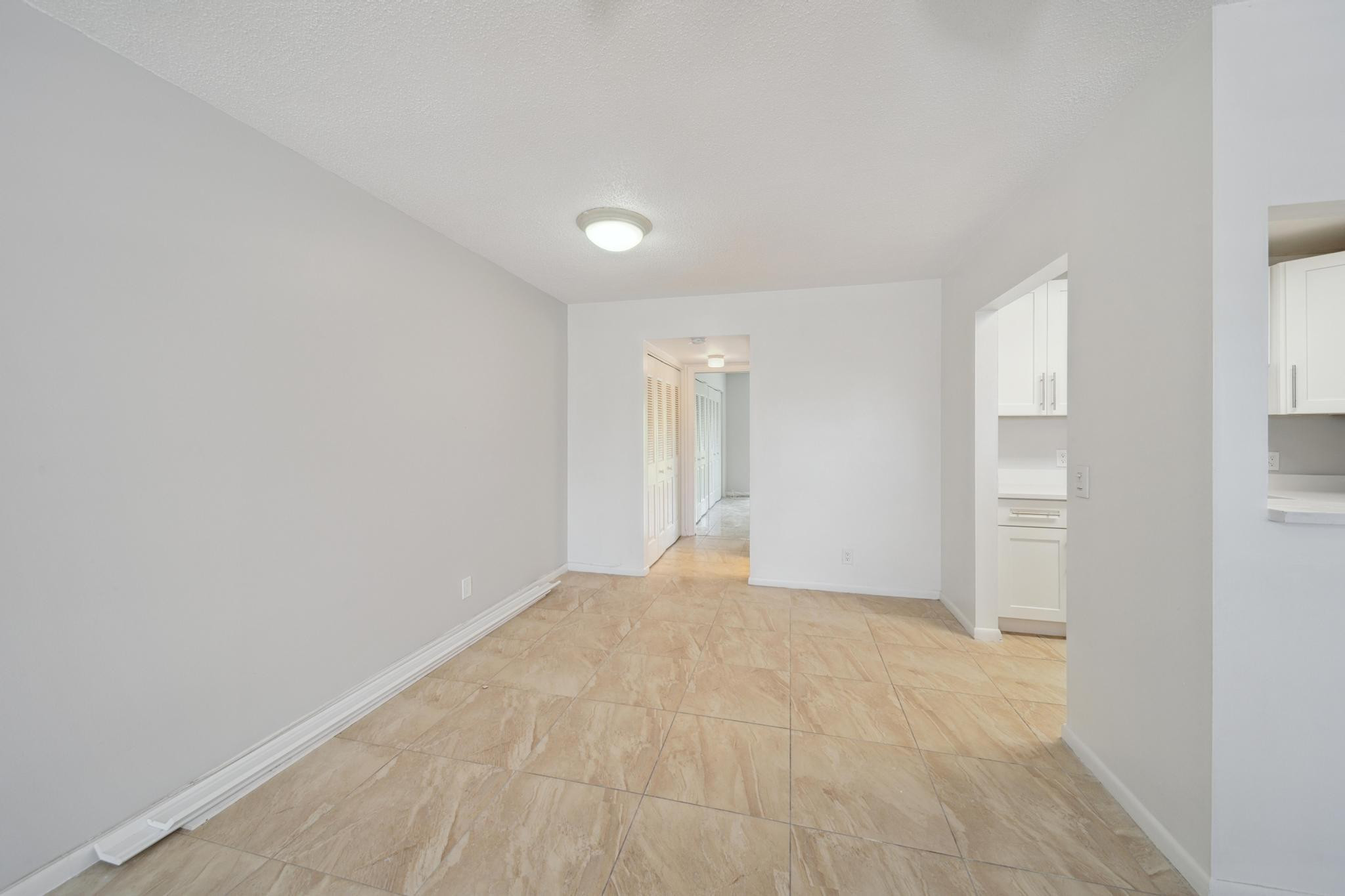 NORTHAMPTON CONDOS - Residential Lease