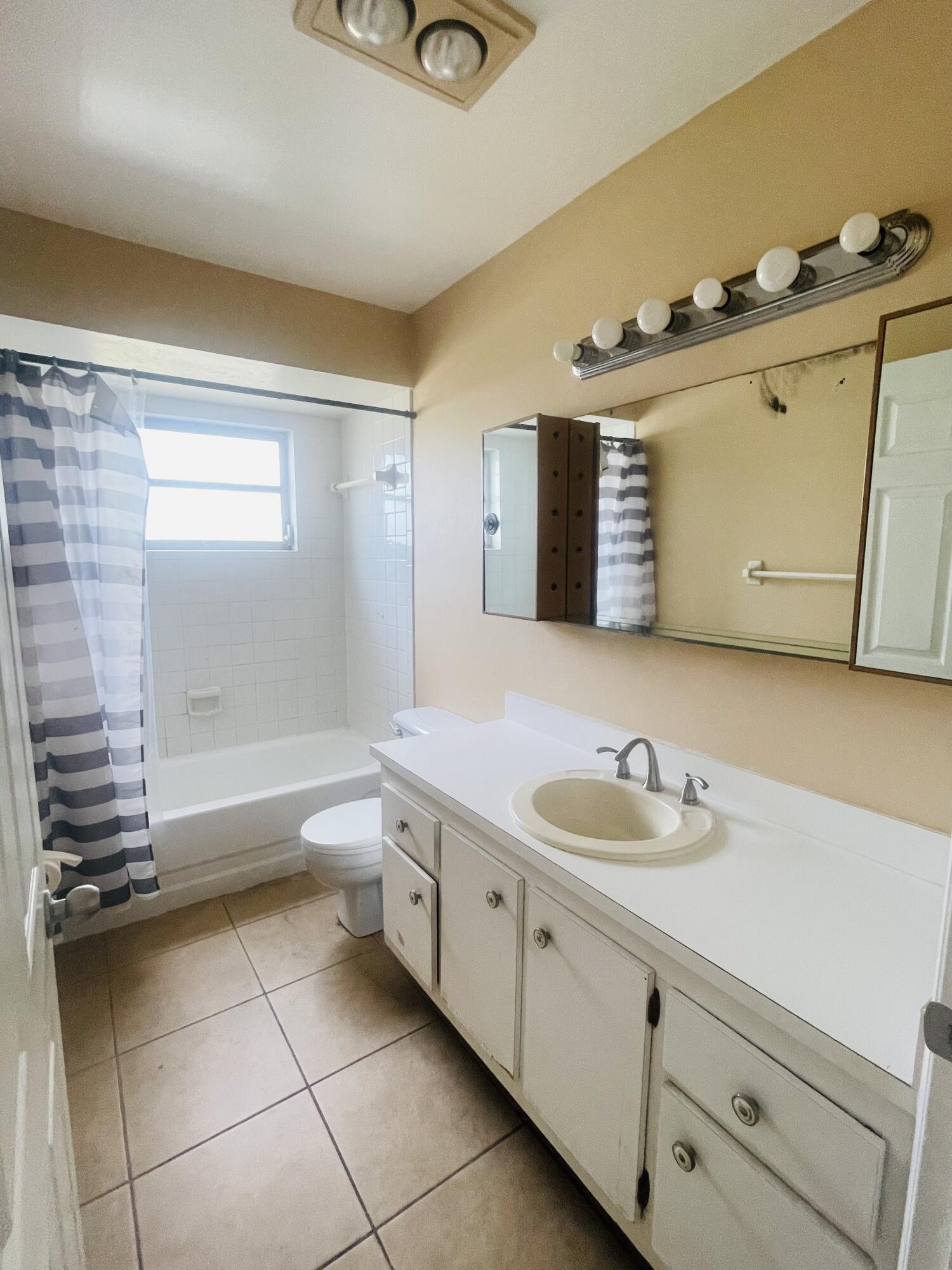 JIWA APTS CONDO - Residential Lease