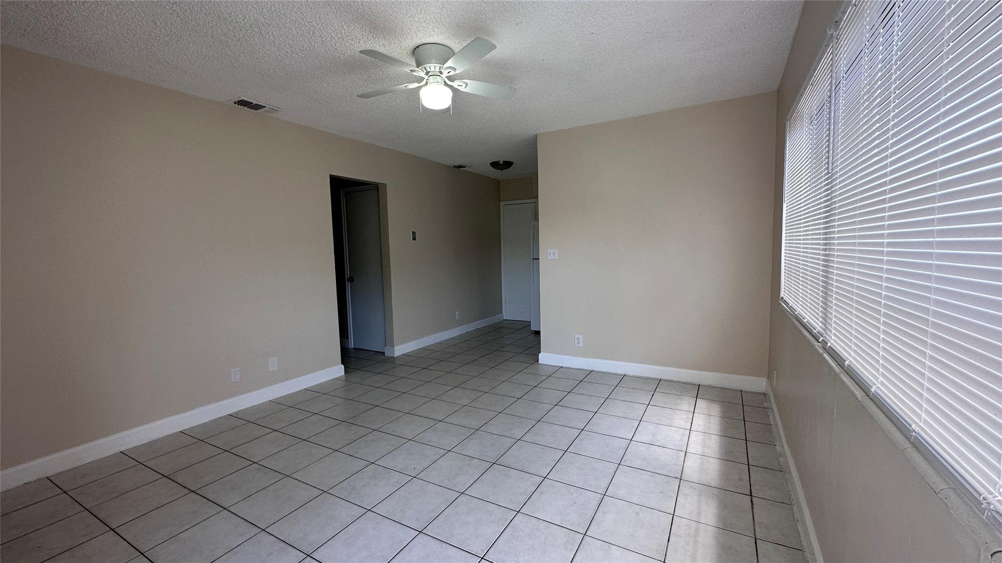 Everglade Land Sales Co F - Residential Lease