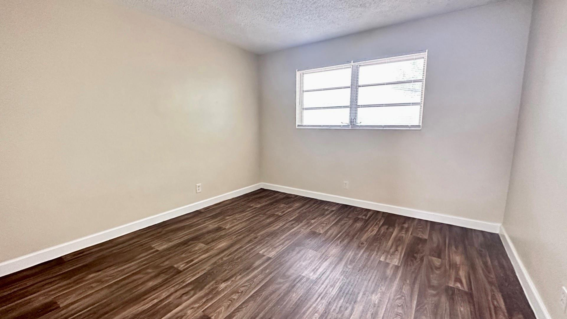 Everglade Land Sales Co F - Residential Lease