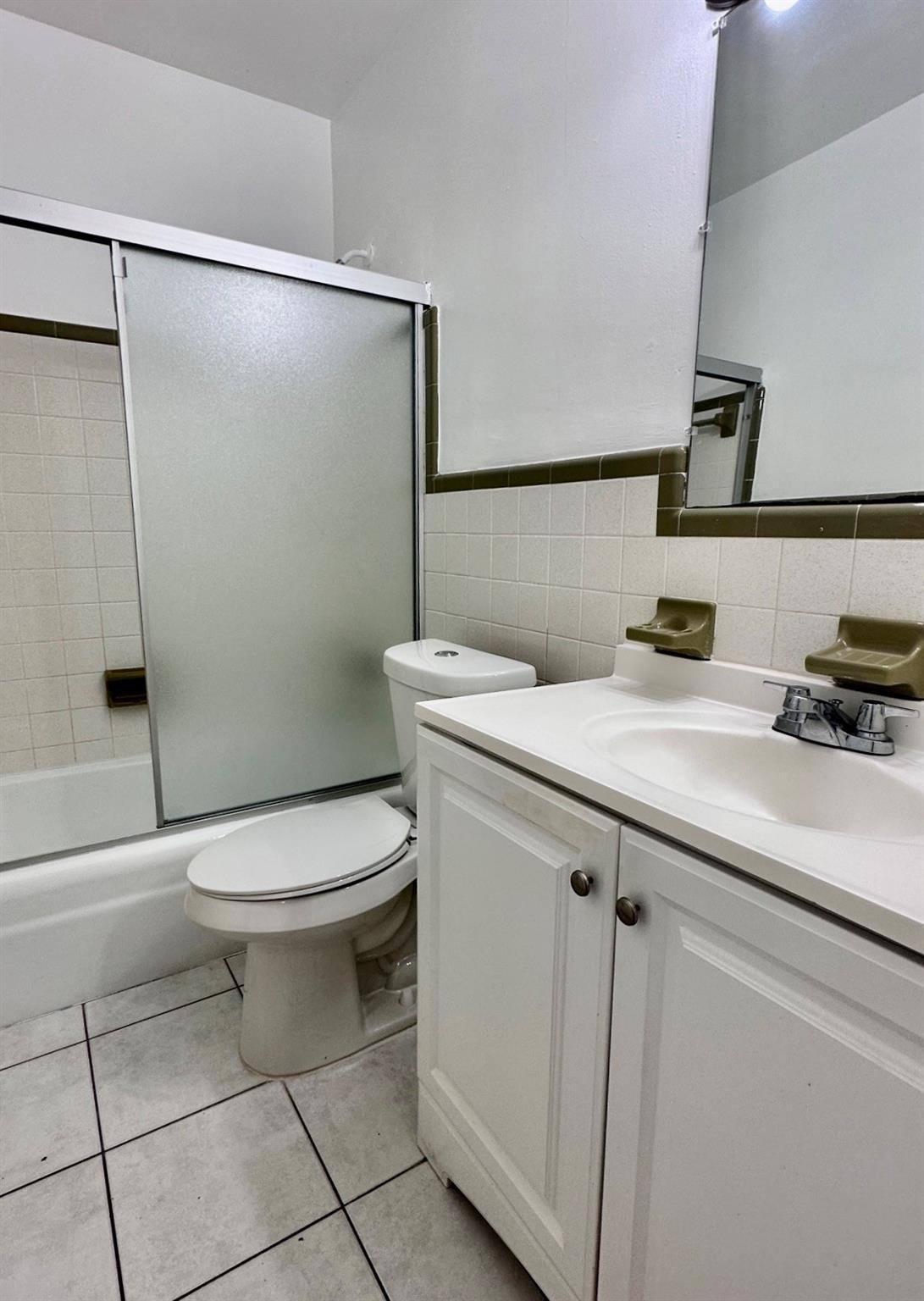 Everglade Land Sales Co F - Residential Lease