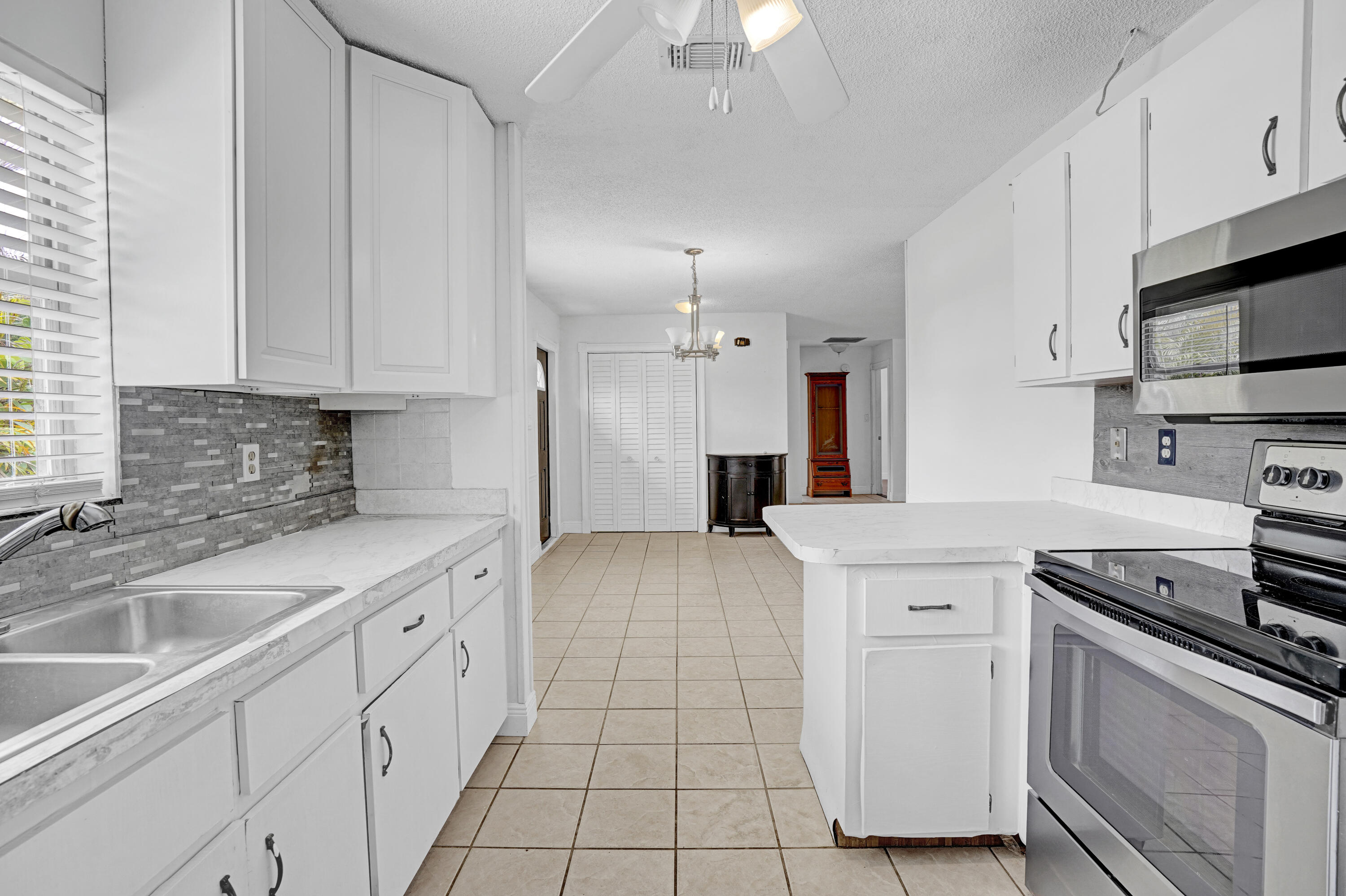 PORT ST LUCIE SECTION 13 - Residential