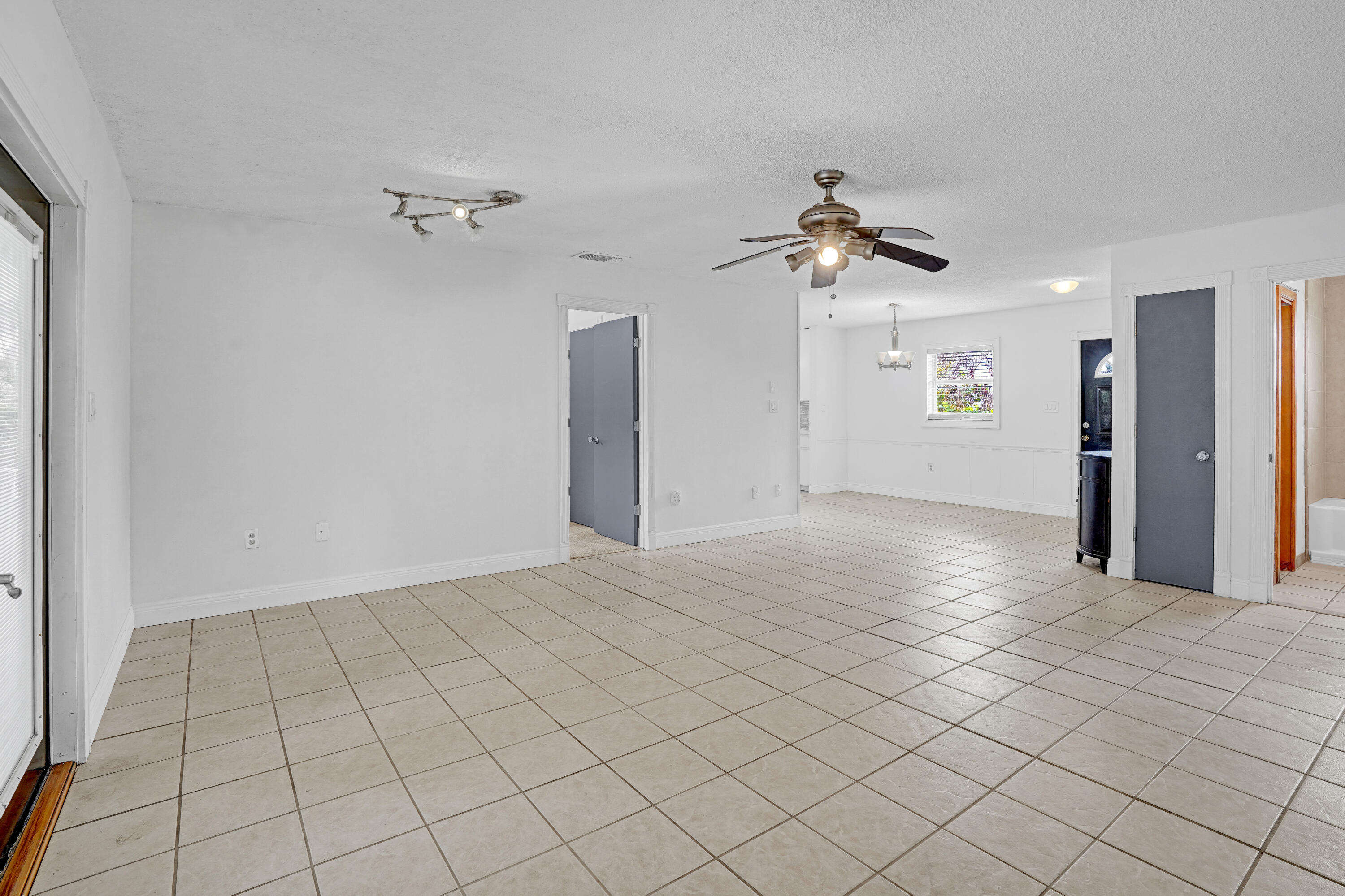 PORT ST LUCIE SECTION 13 - Residential