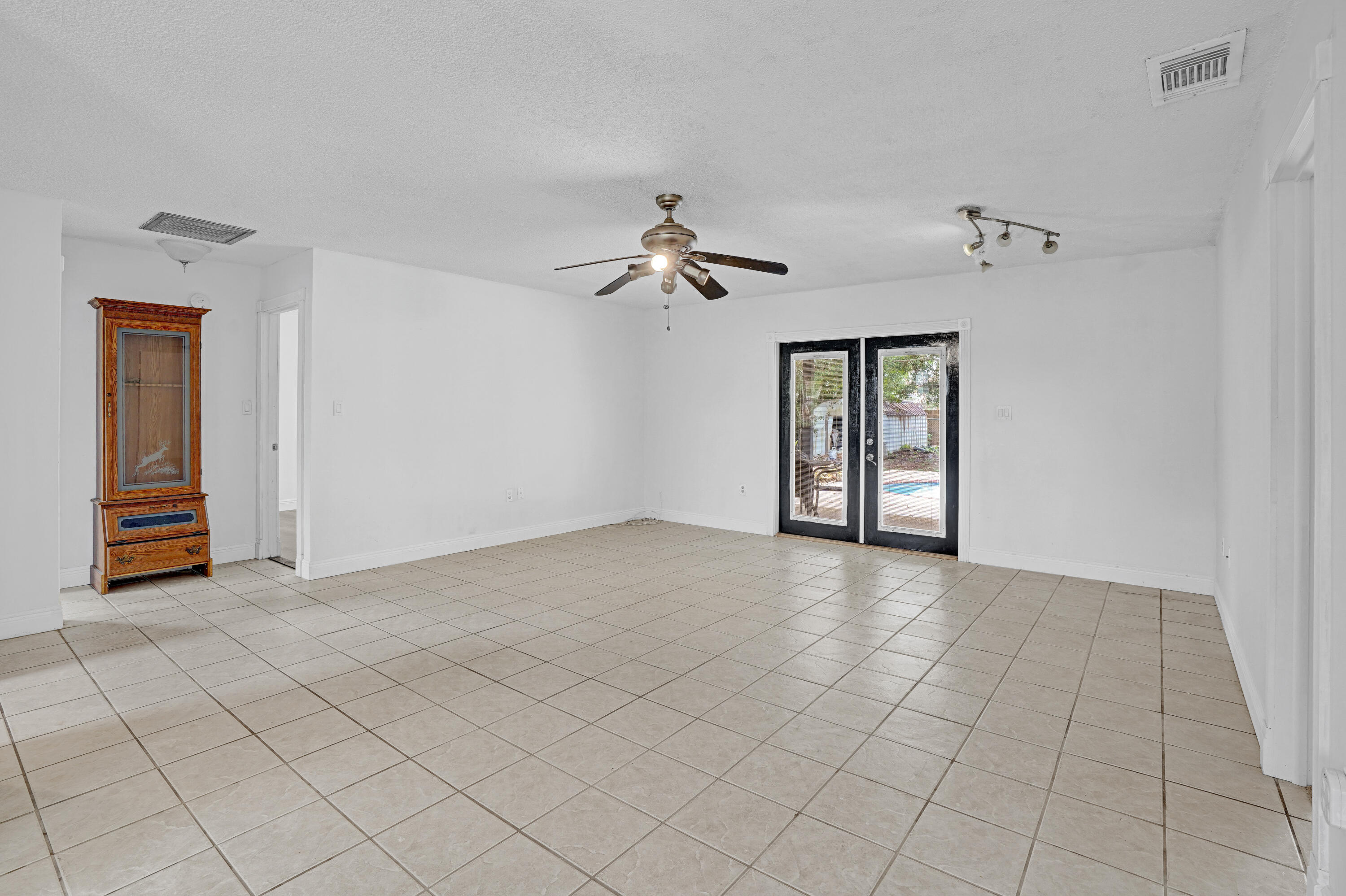 PORT ST LUCIE SECTION 13 - Residential