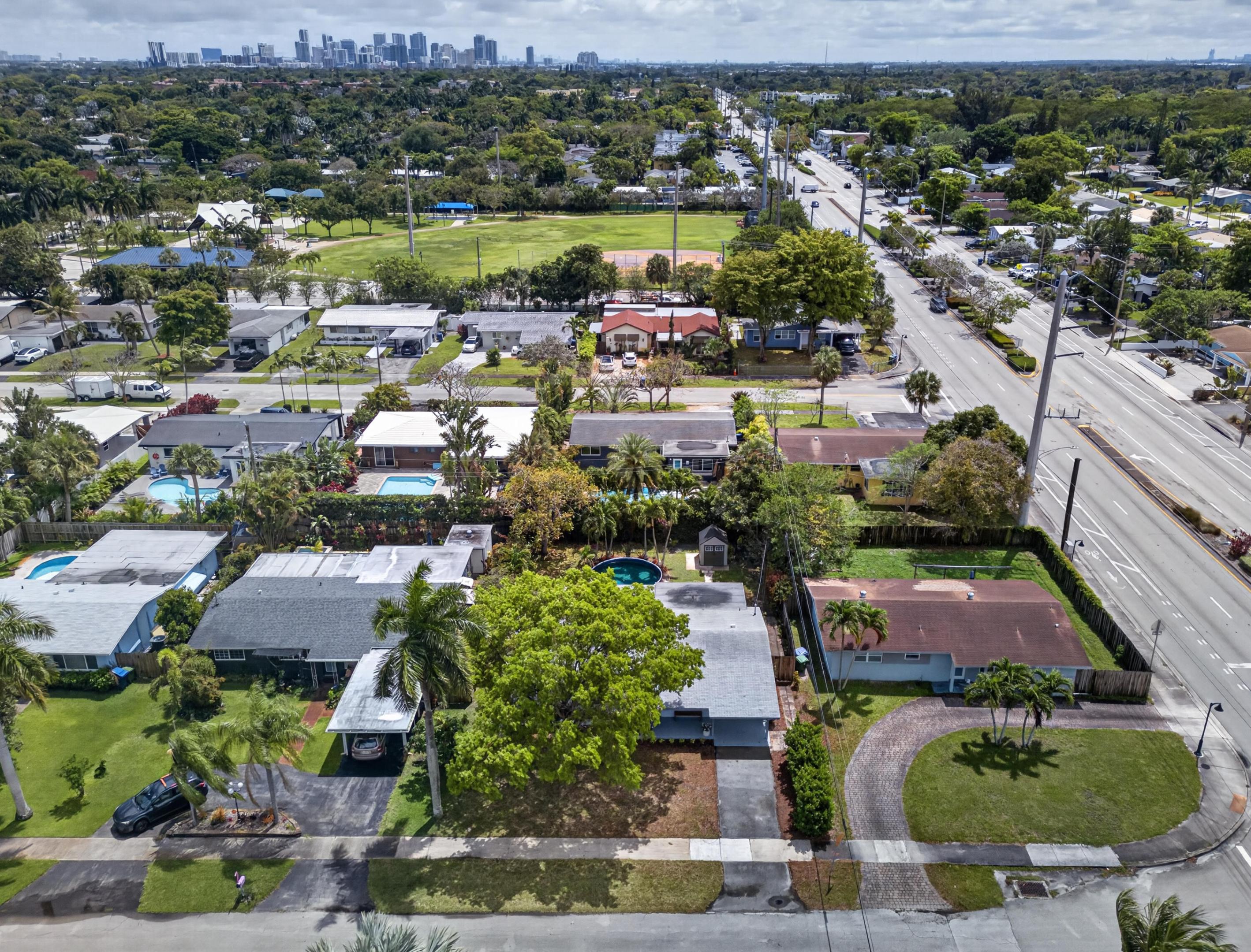 JENADA VILLAS - Residential