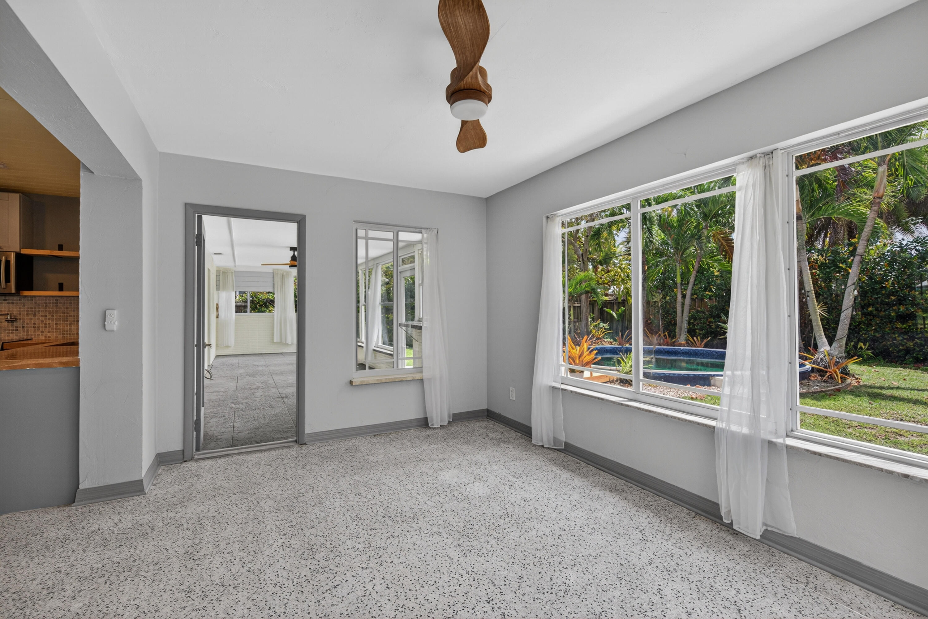 JENADA VILLAS - Residential