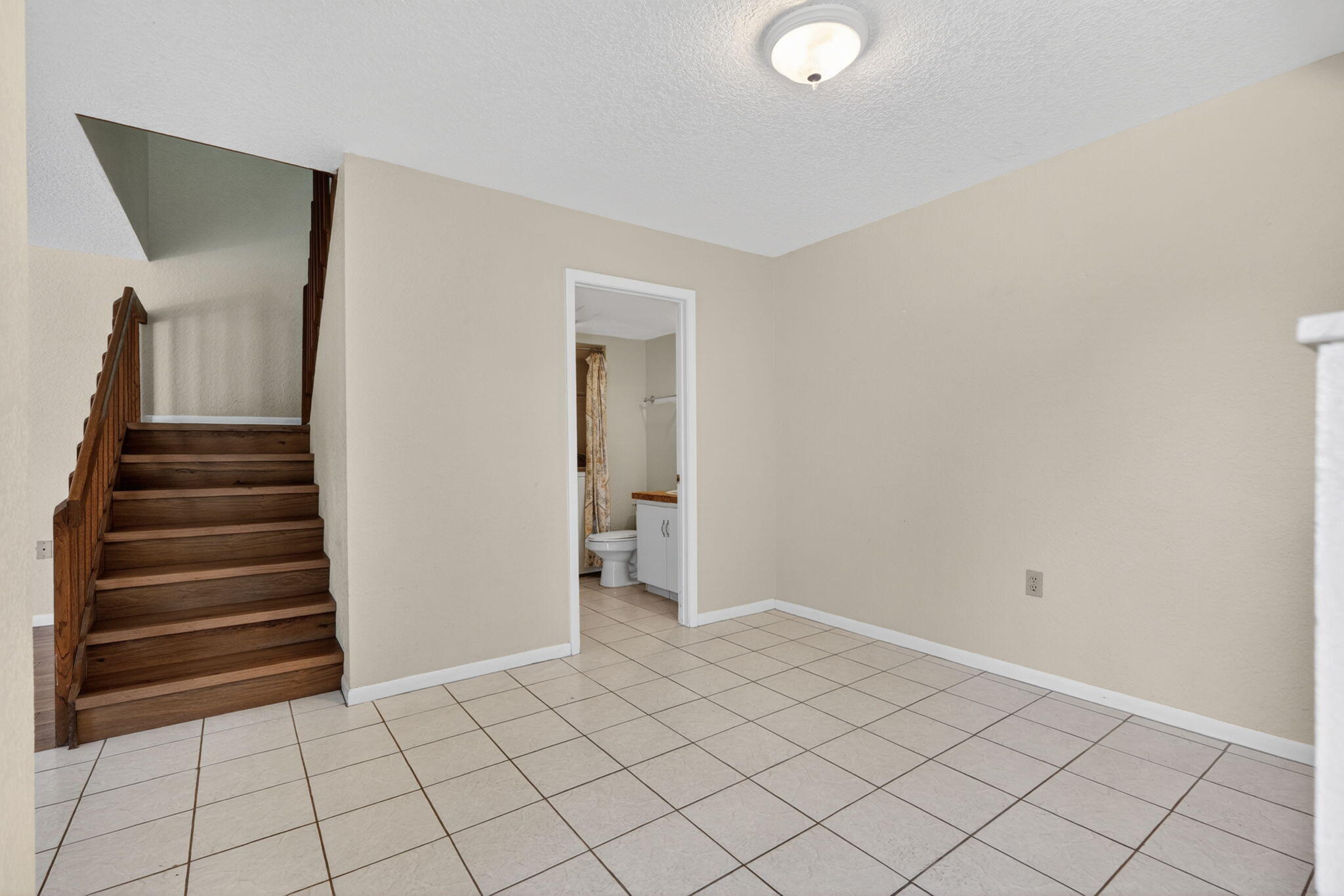 TEQUESTA HILLS CONDO - Residential