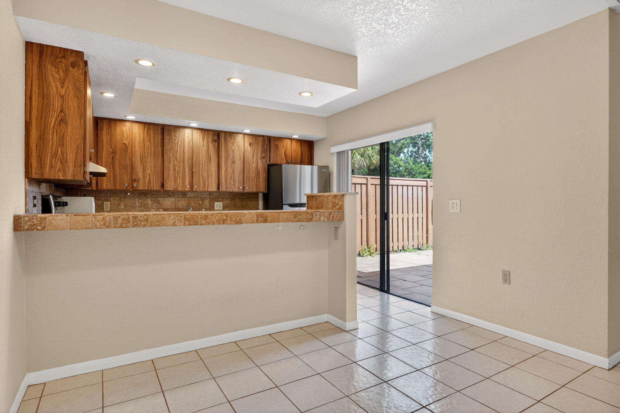 TEQUESTA HILLS CONDO - Residential