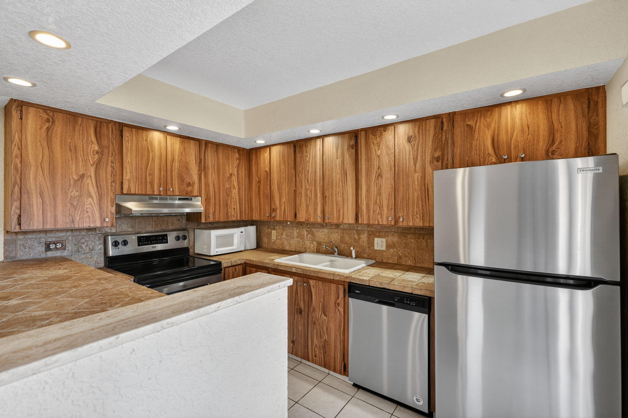 TEQUESTA HILLS CONDO - Residential