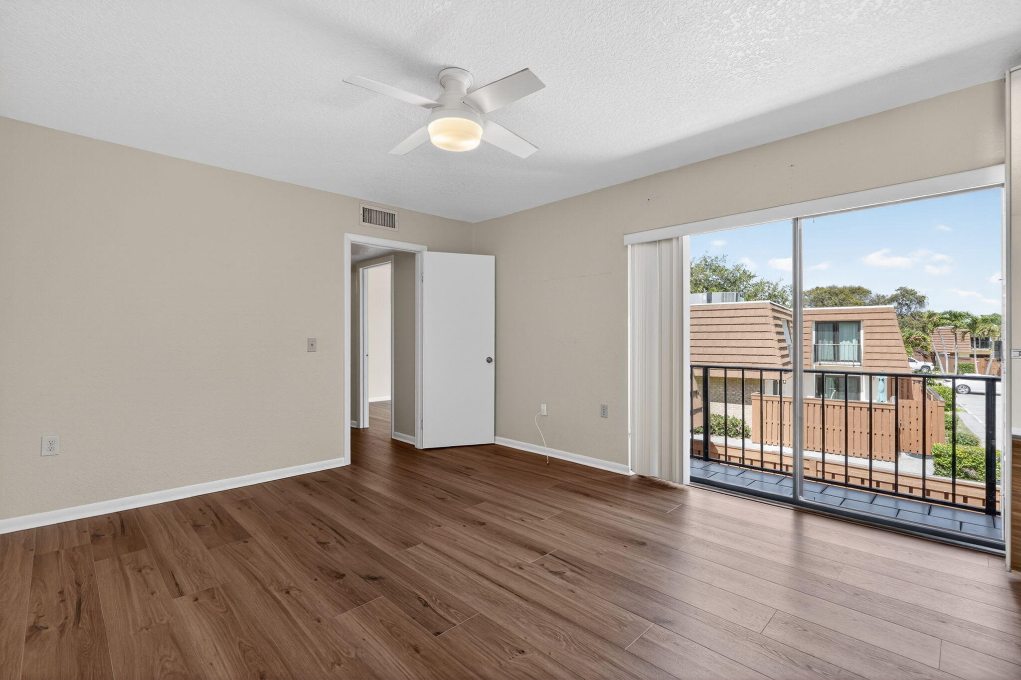 TEQUESTA HILLS CONDO - Residential