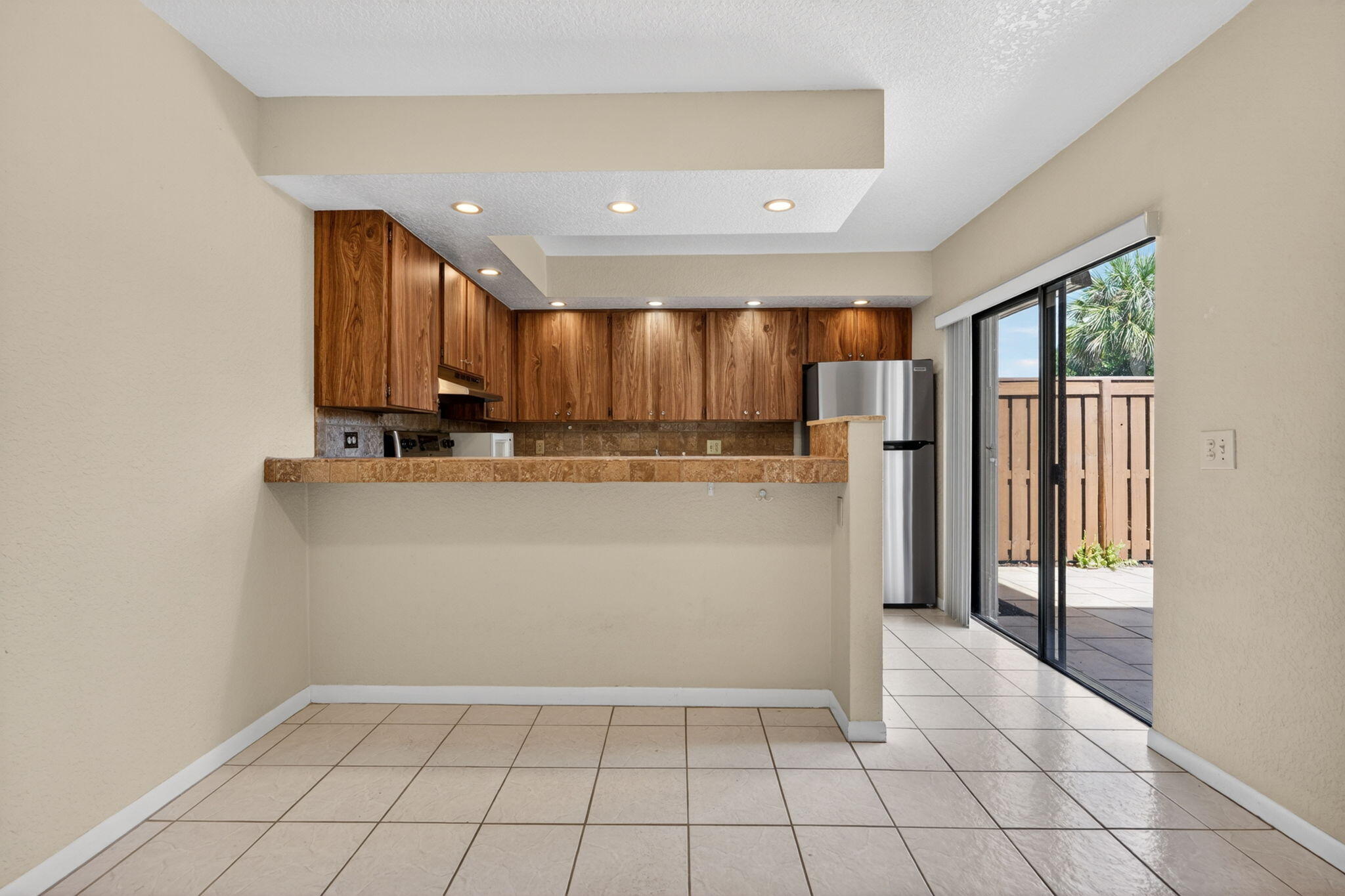 TEQUESTA HILLS CONDO - Residential
