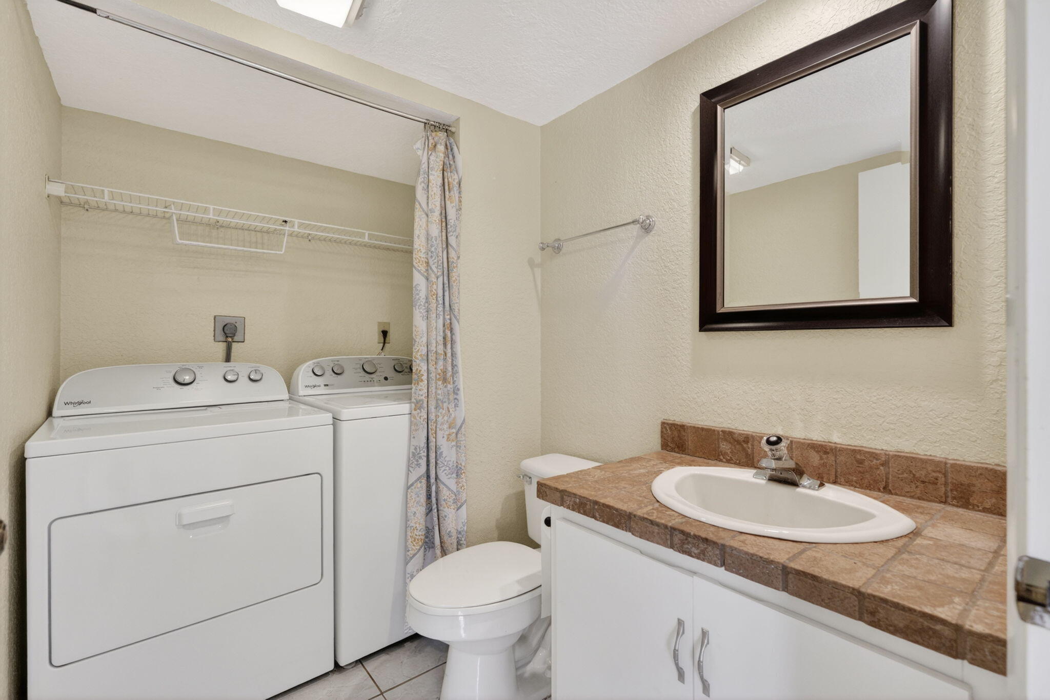 TEQUESTA HILLS CONDO - Residential