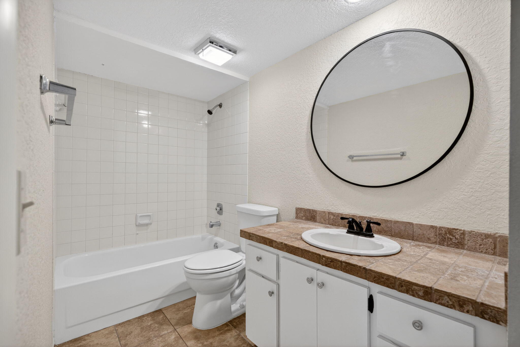 TEQUESTA HILLS CONDO - Residential