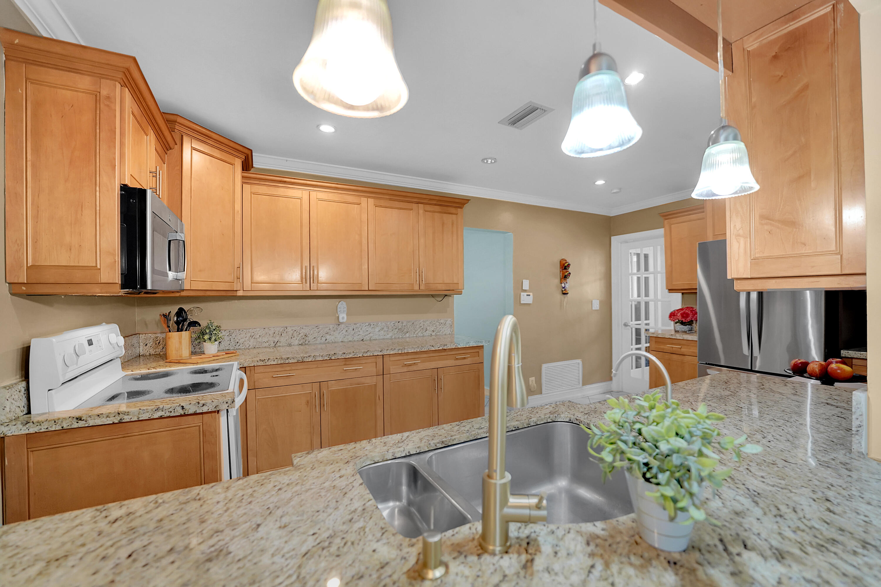 MAINLANDS OF TAMARAC LAKES - Residential