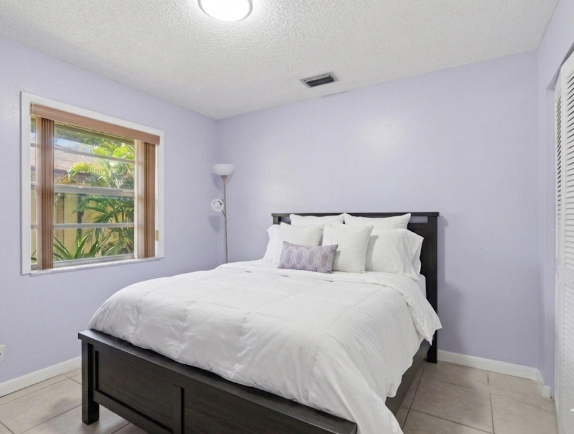 GARDEN HILLS UNIT TWO - Residential Lease
