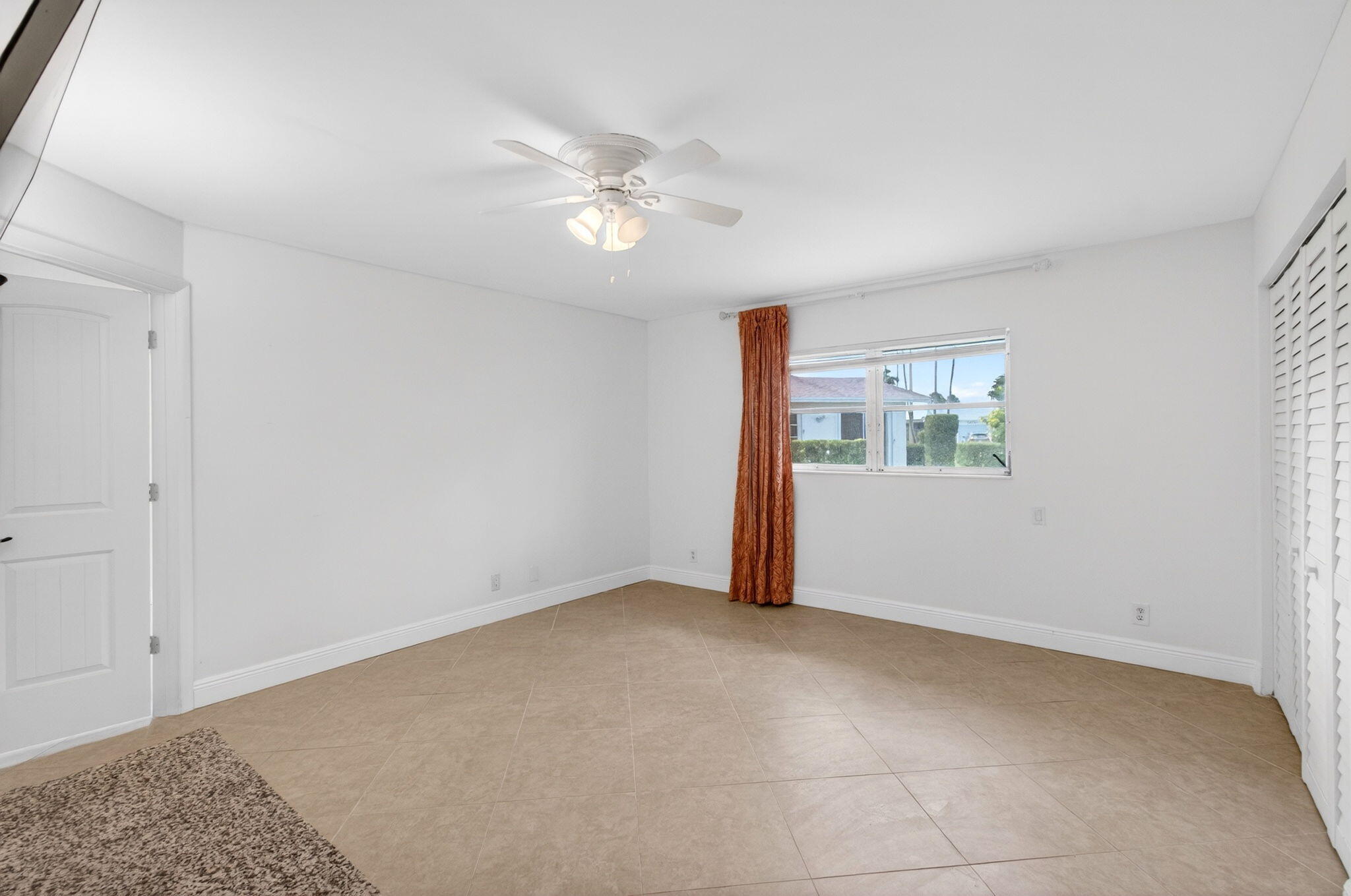 DELRAY VILLAS 4 - Residential Lease