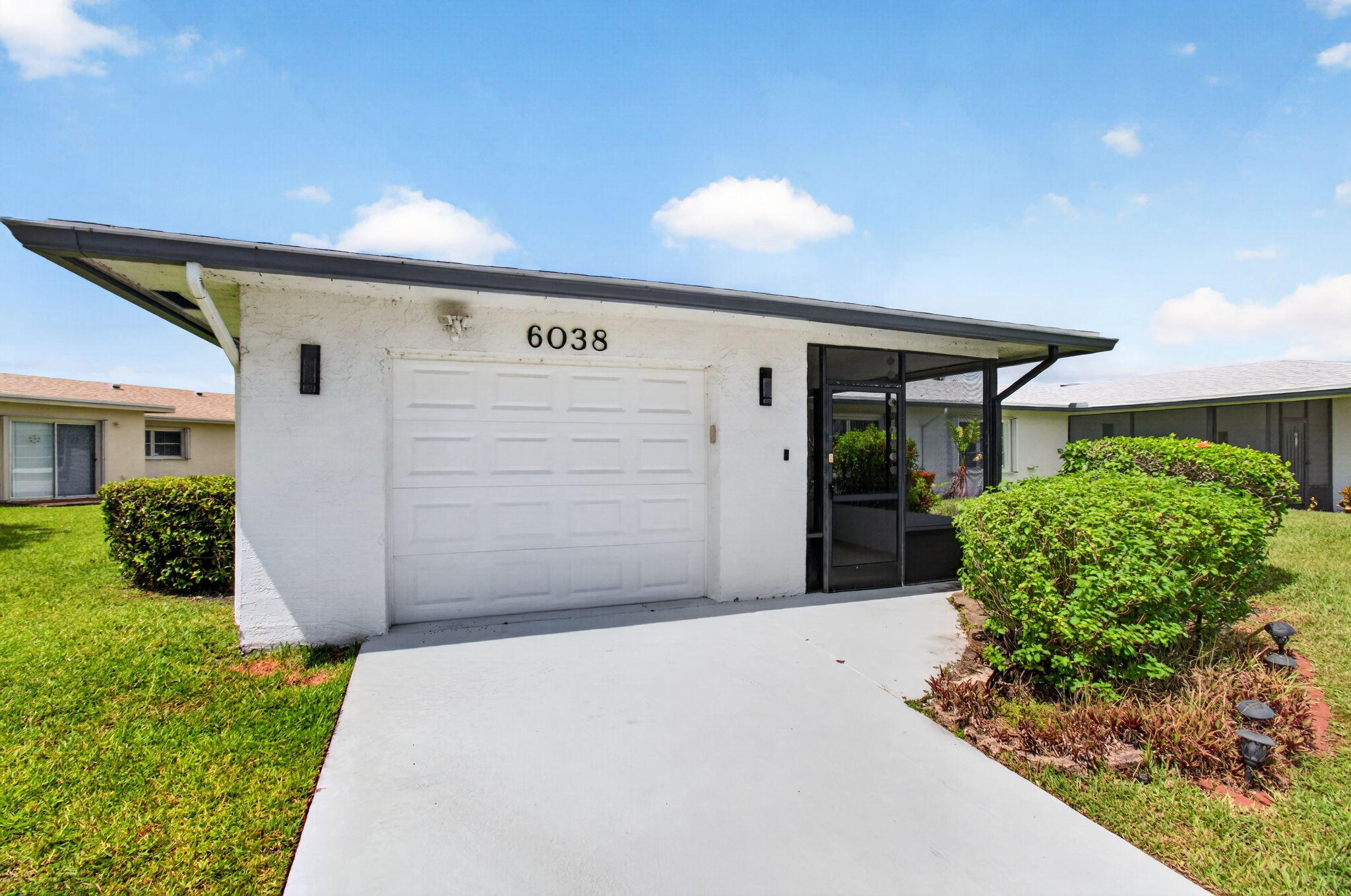 DELRAY VILLAS 4 - Residential Lease