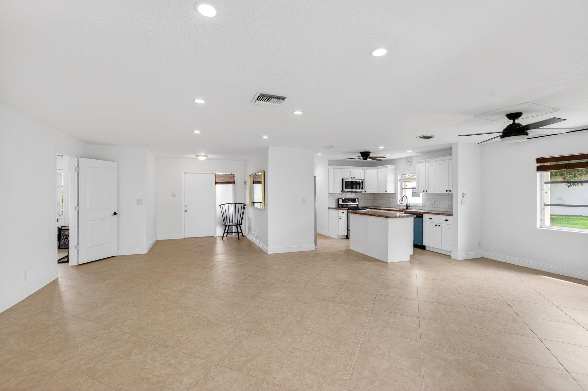 DELRAY VILLAS 4 - Residential Lease