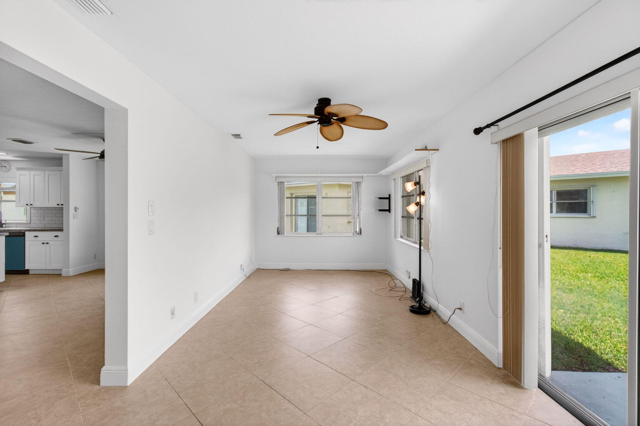 DELRAY VILLAS 4 - Residential Lease