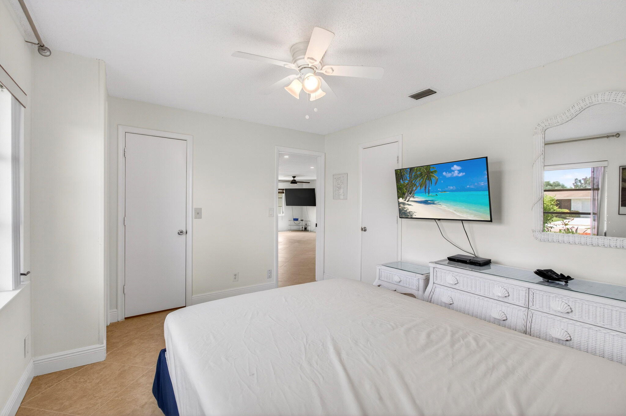 DELRAY VILLAS 4 - Residential Lease