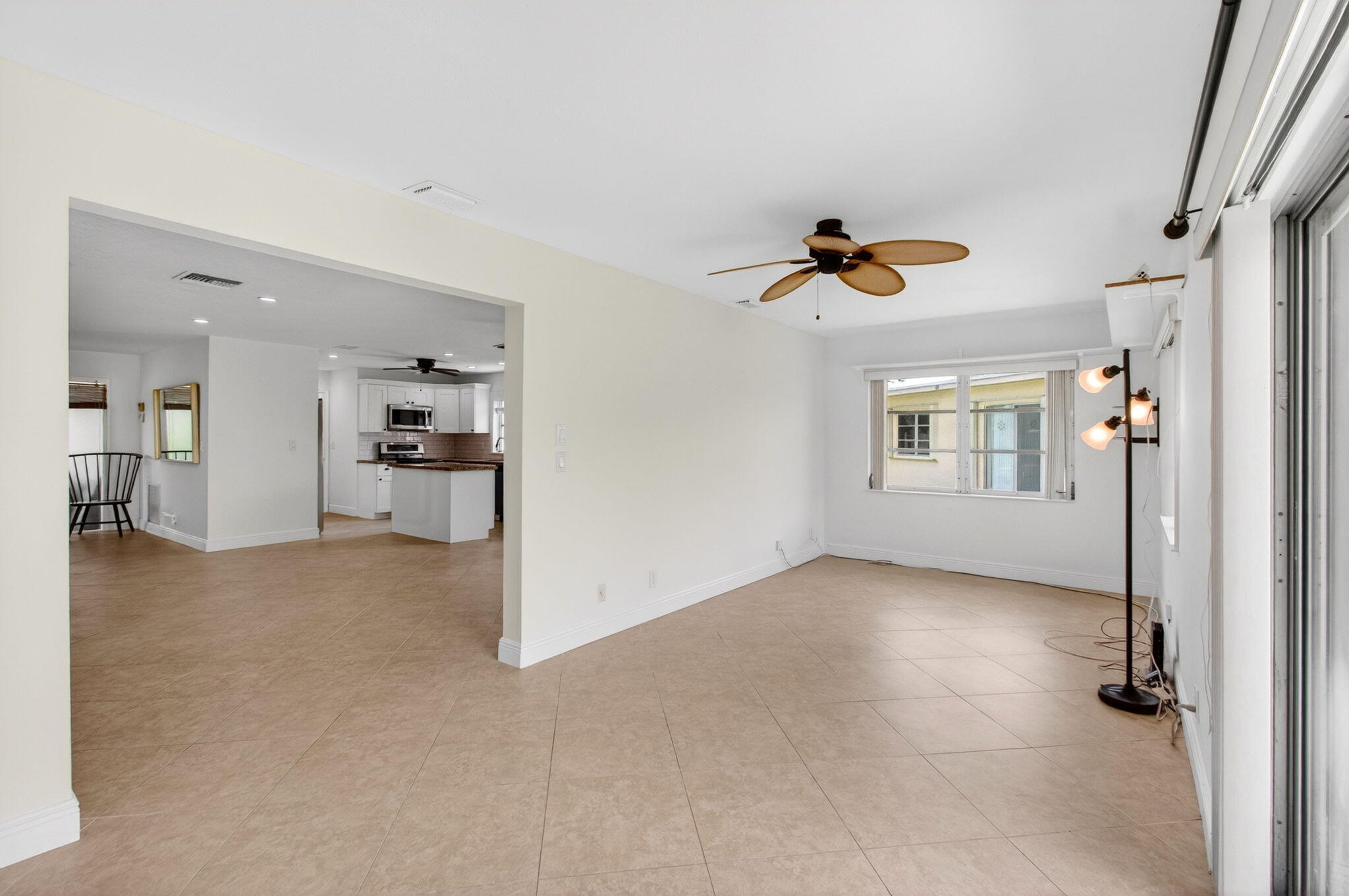 DELRAY VILLAS 4 - Residential Lease