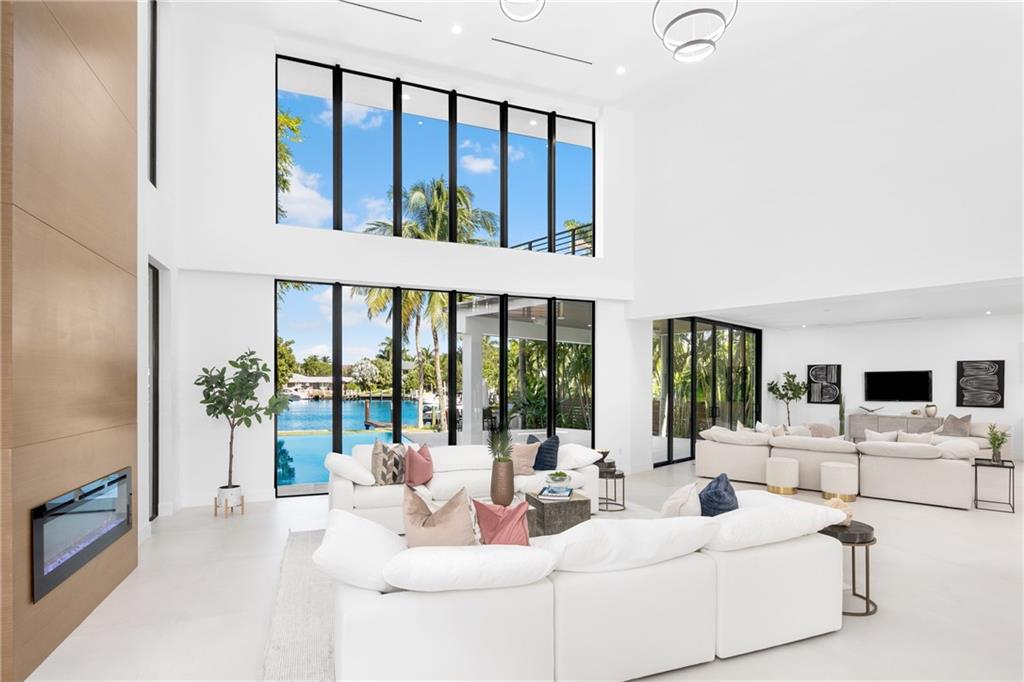 BEACHWAY HEIGHTS UNIT B - Residential