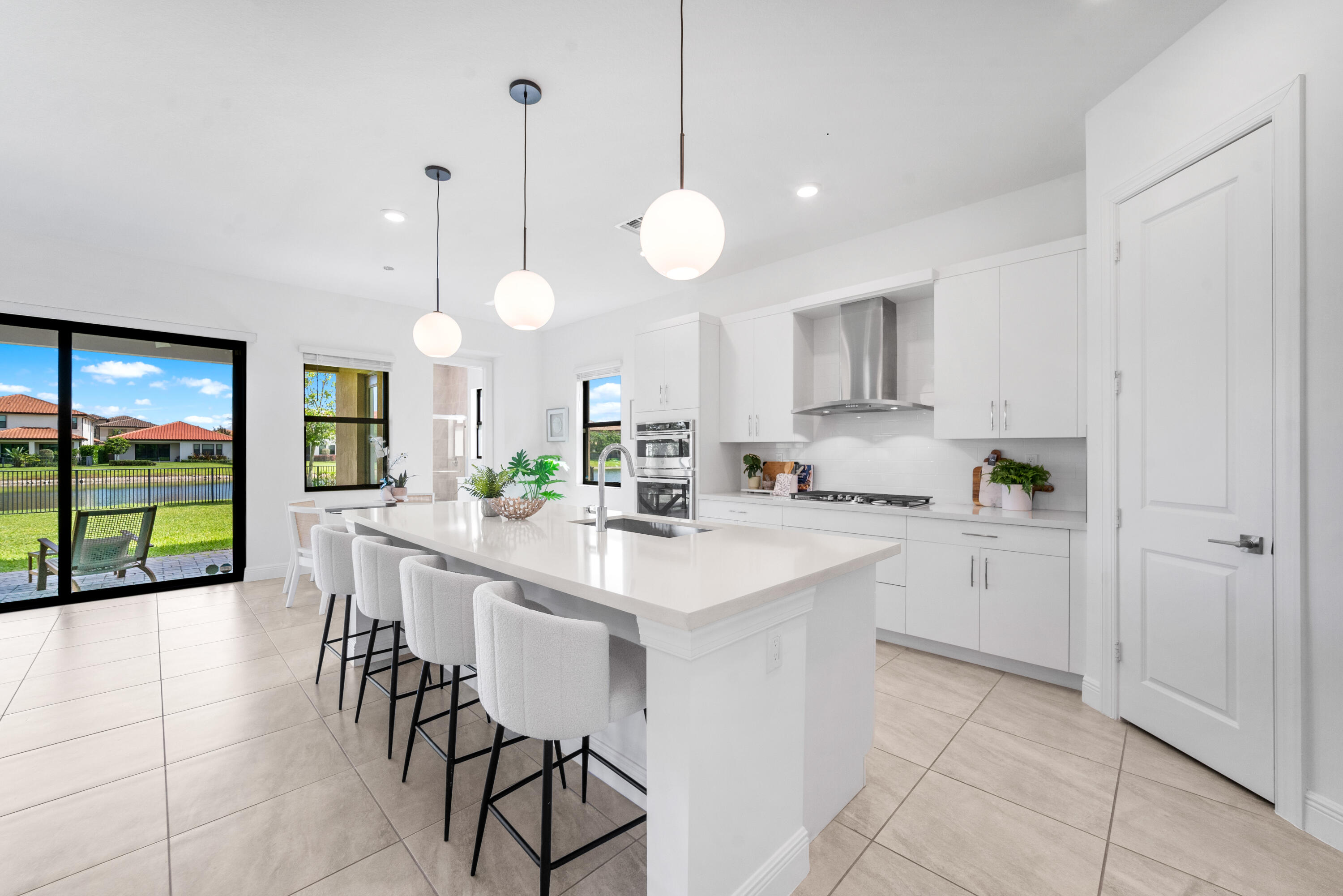 PARKLAND BAY - Residential
