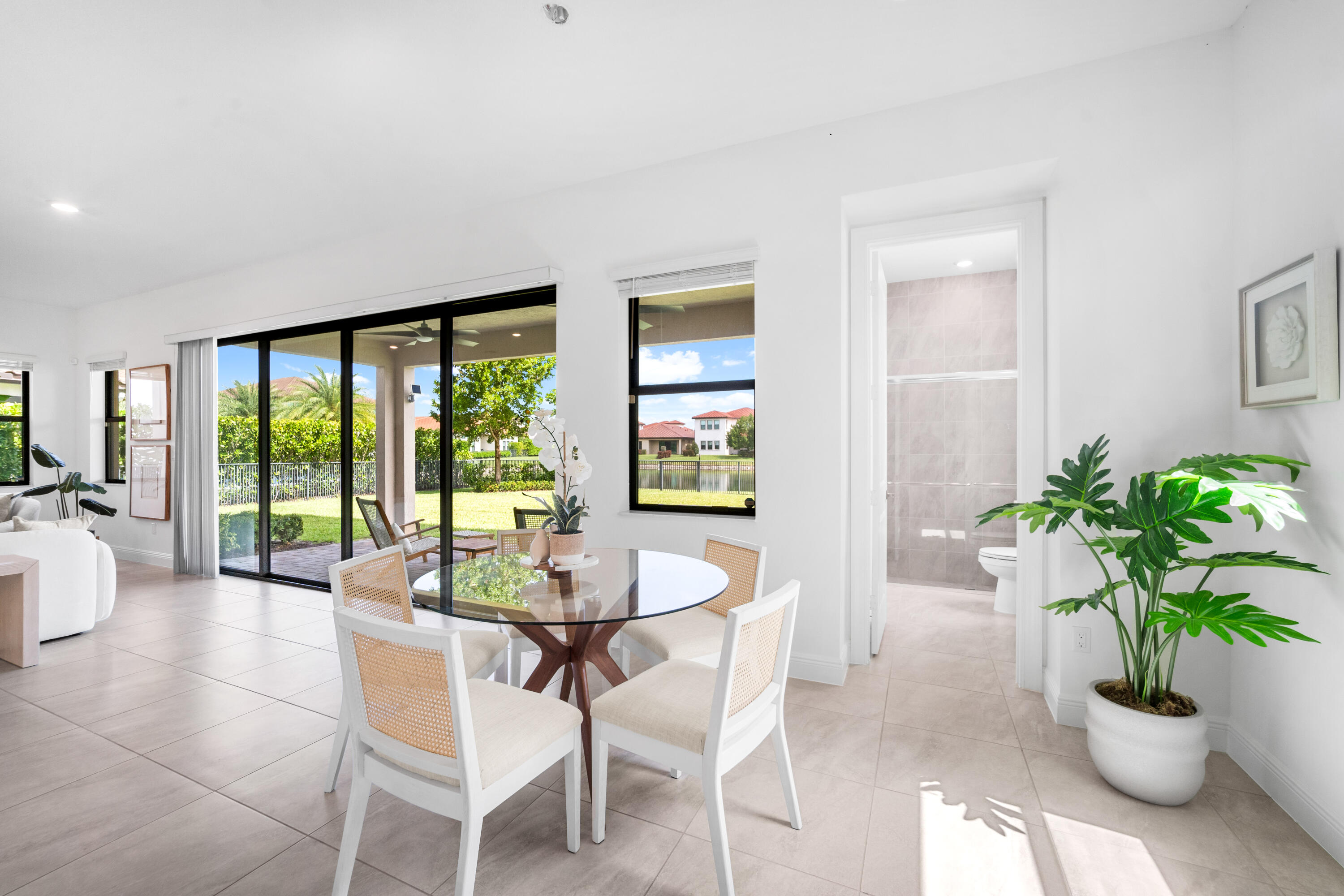 PARKLAND BAY - Residential