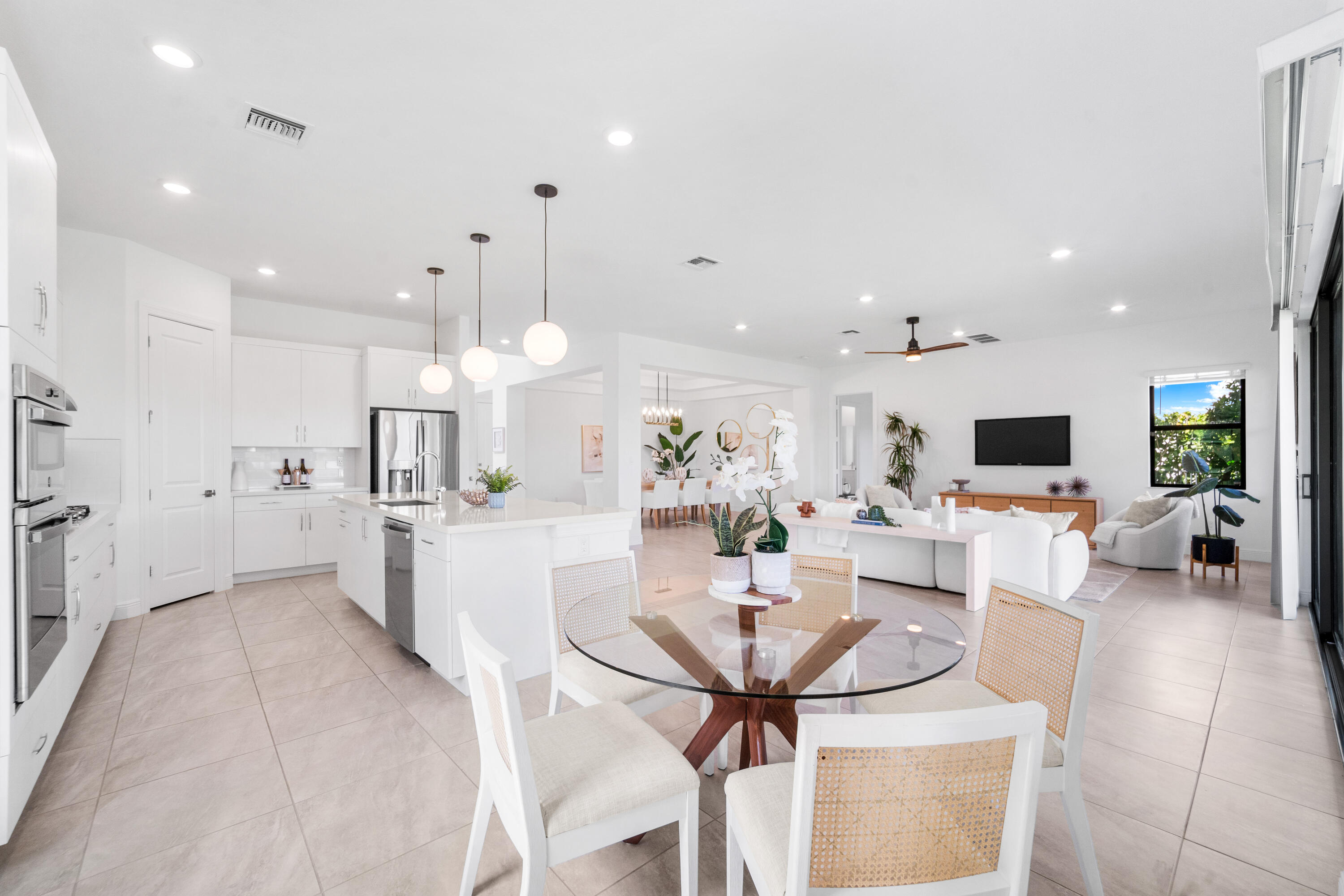 PARKLAND BAY - Residential