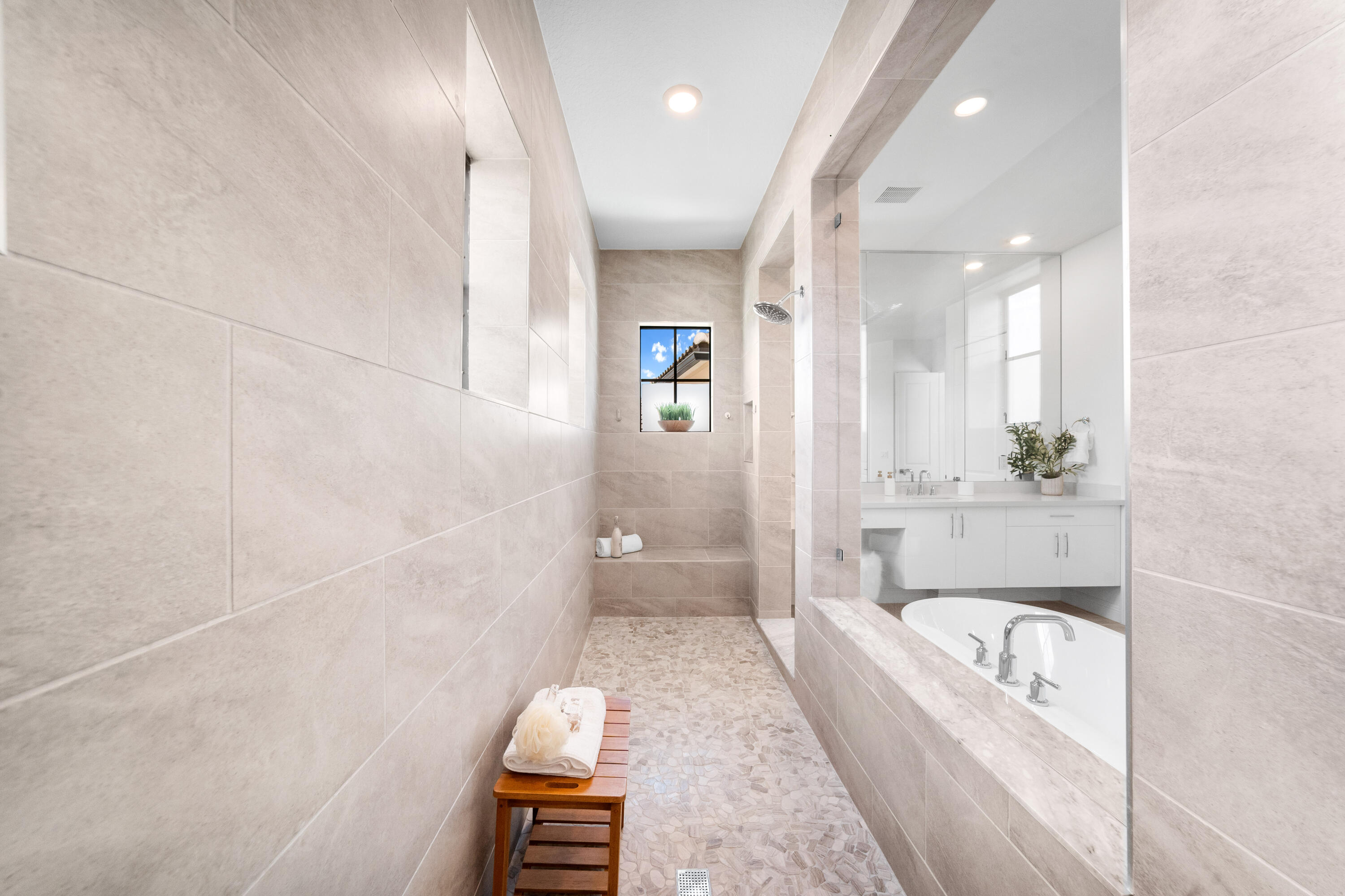 PARKLAND BAY - Residential